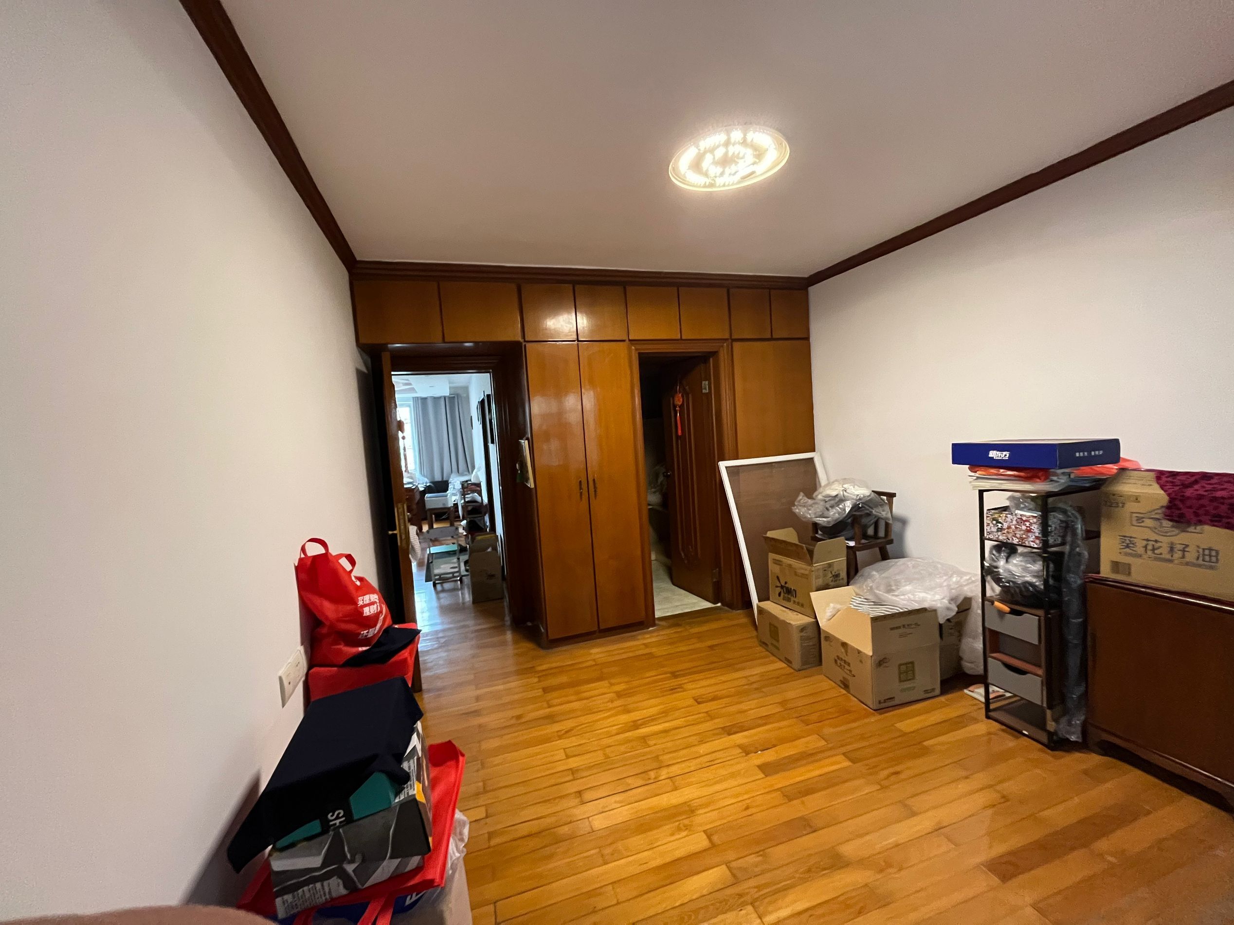 鸿运城市花苑 3室2厅1卫 128.88m&sup2;