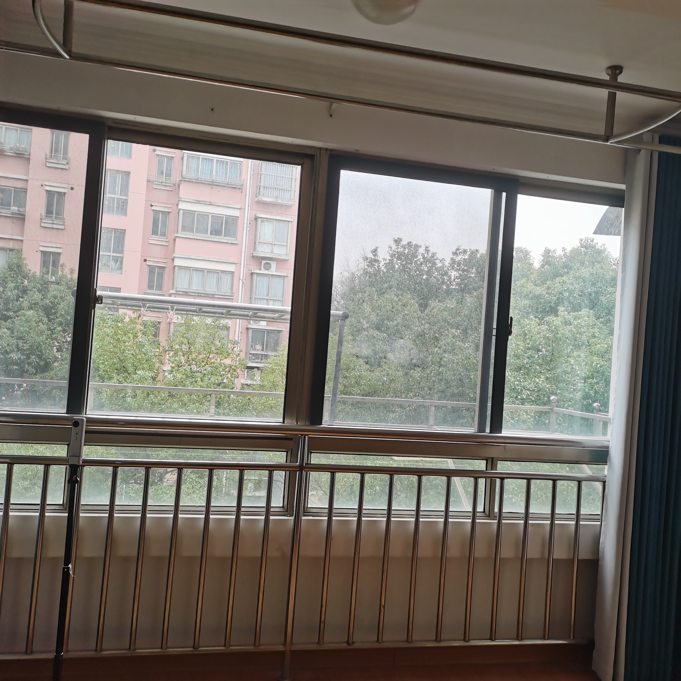 濠滨花园 2室1厅1卫 90m&sup2;
