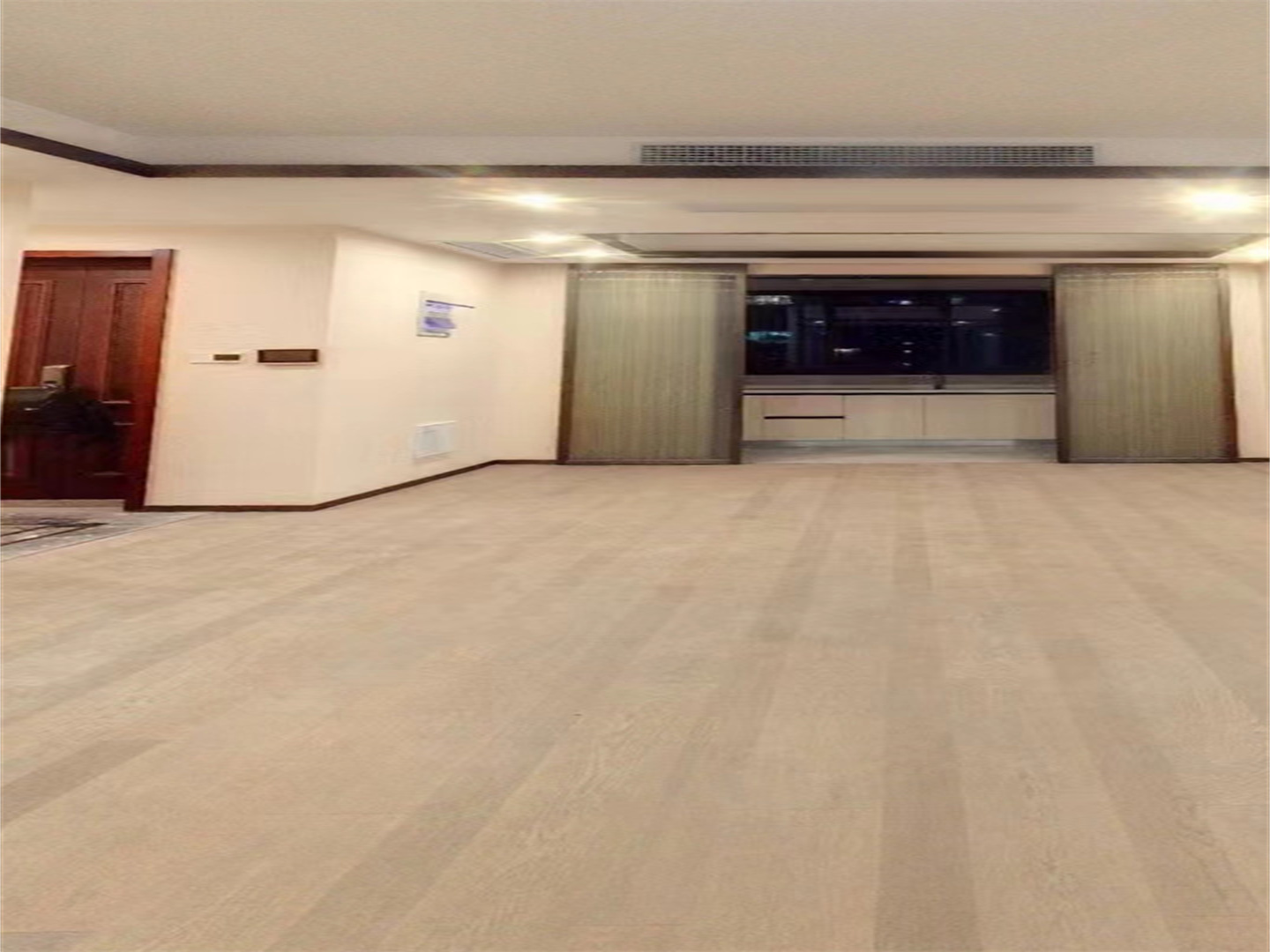 远创樽樾 4室2厅3卫 155.00m&sup2;