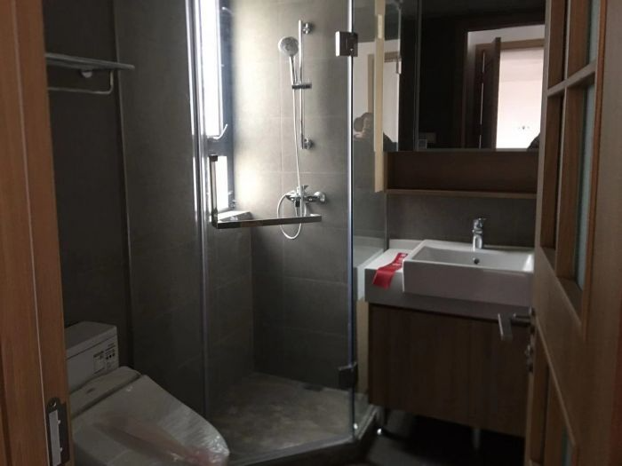 雍华府 3室2厅2卫 114m&sup2;