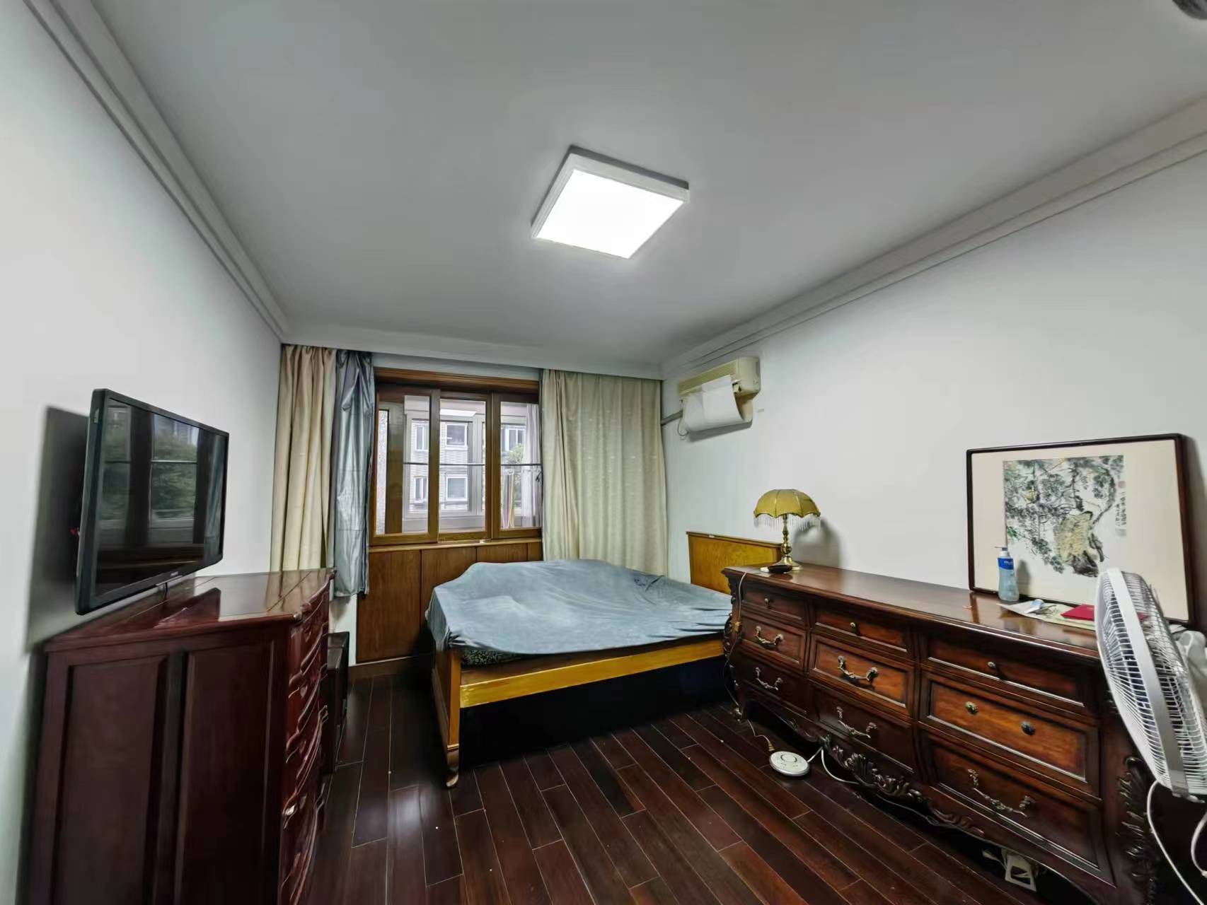 小石桥花苑 3室2厅1卫 131.00m&sup2;