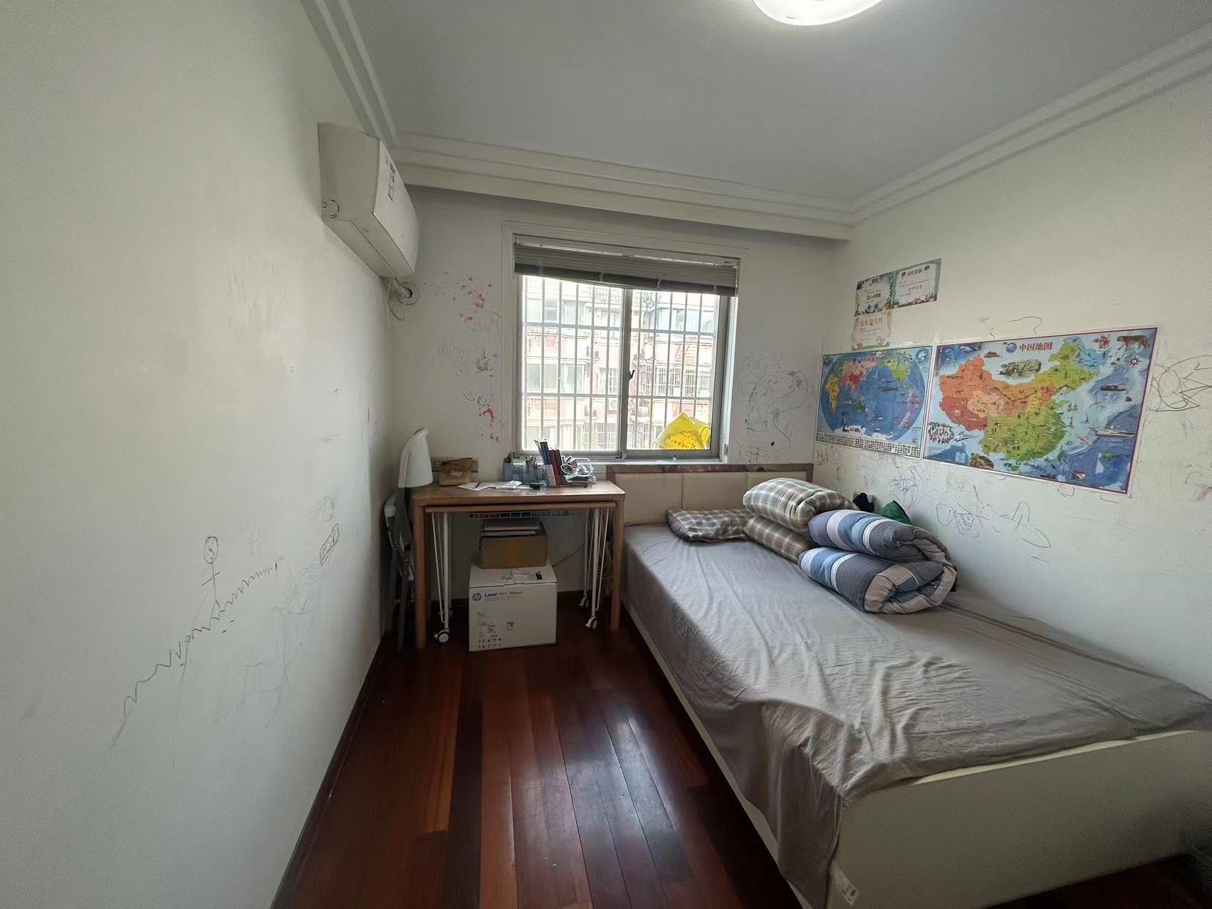 阳光花园 3室1厅1卫 119.80m&sup2;