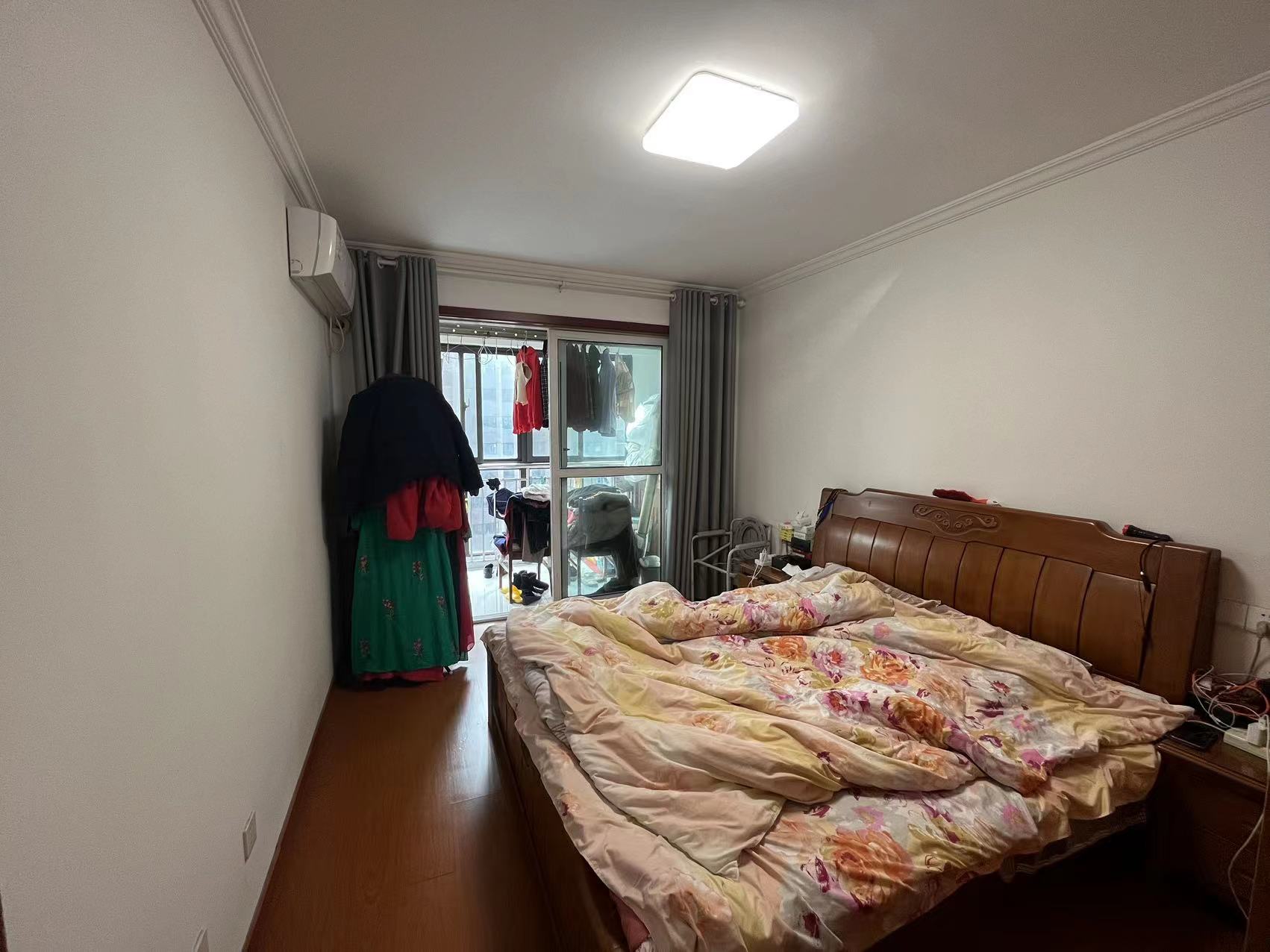 外滩花苑 2室2厅1卫 96m&sup2;
