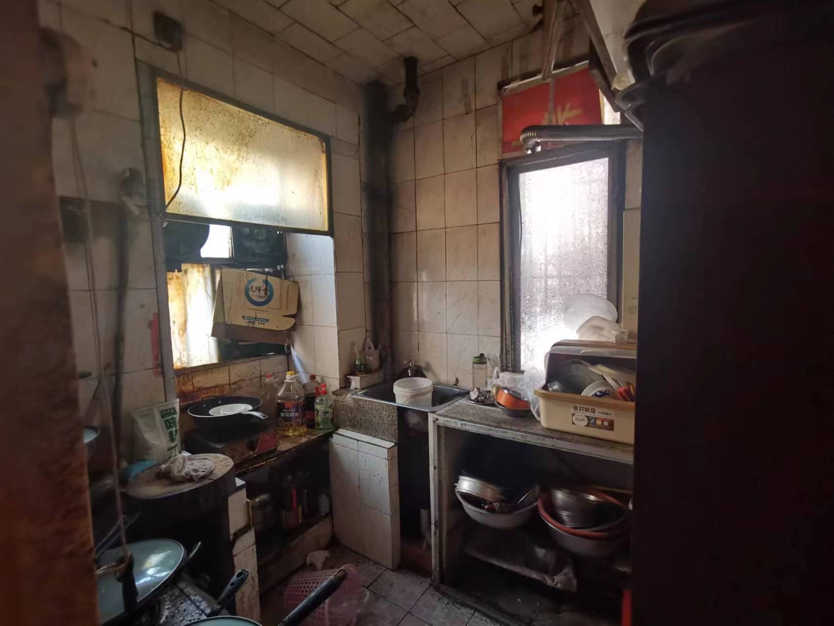 节制闸新村 2室1厅1卫 60.23m&sup2;