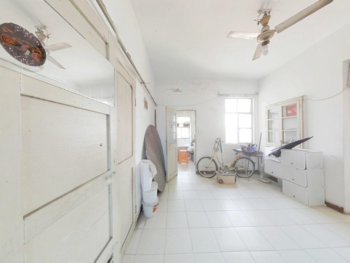 医校小巷6号 2室1厅1卫 71m²