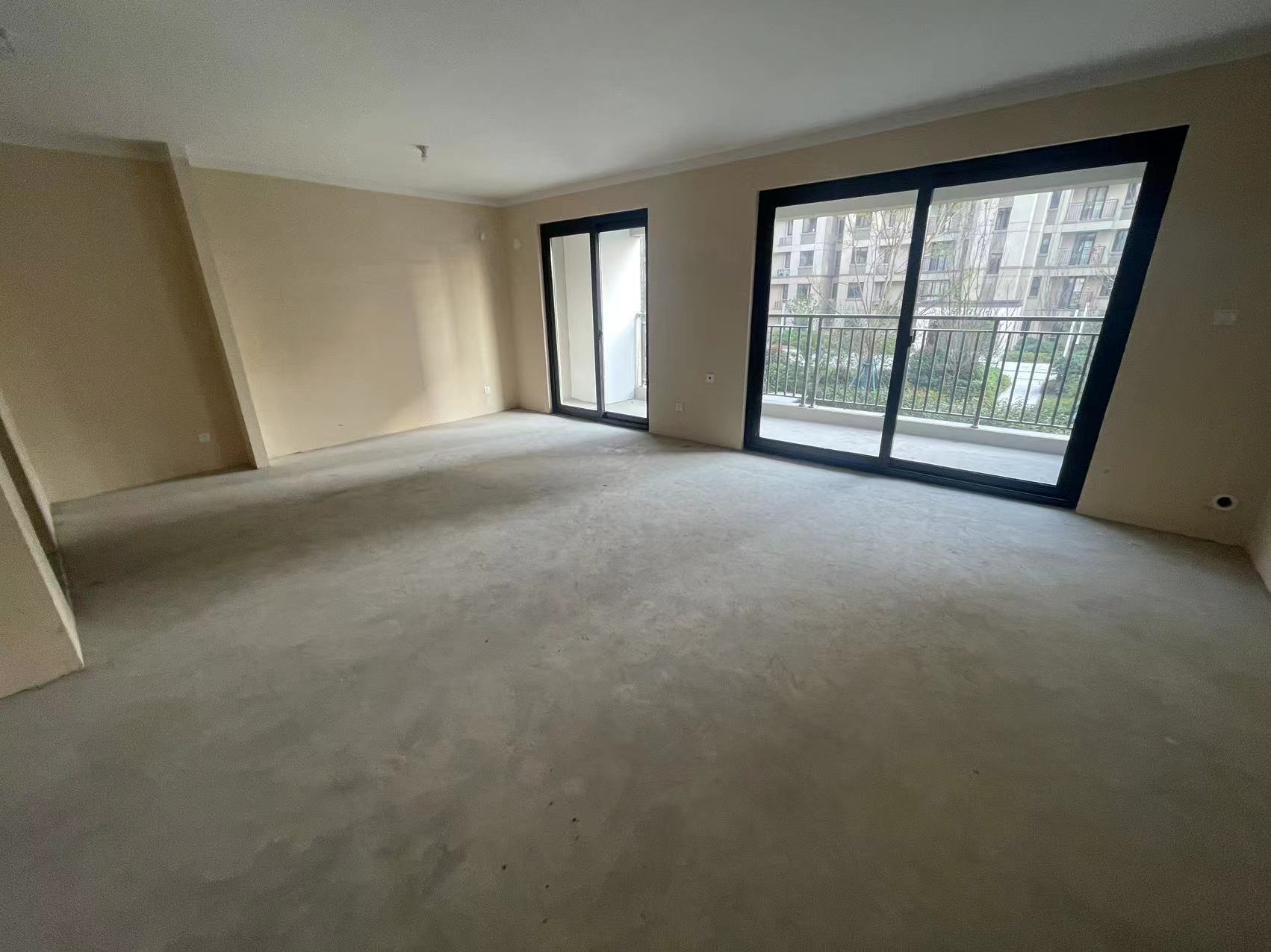 绿地江海图 4室2厅2卫 145.00m&sup2;