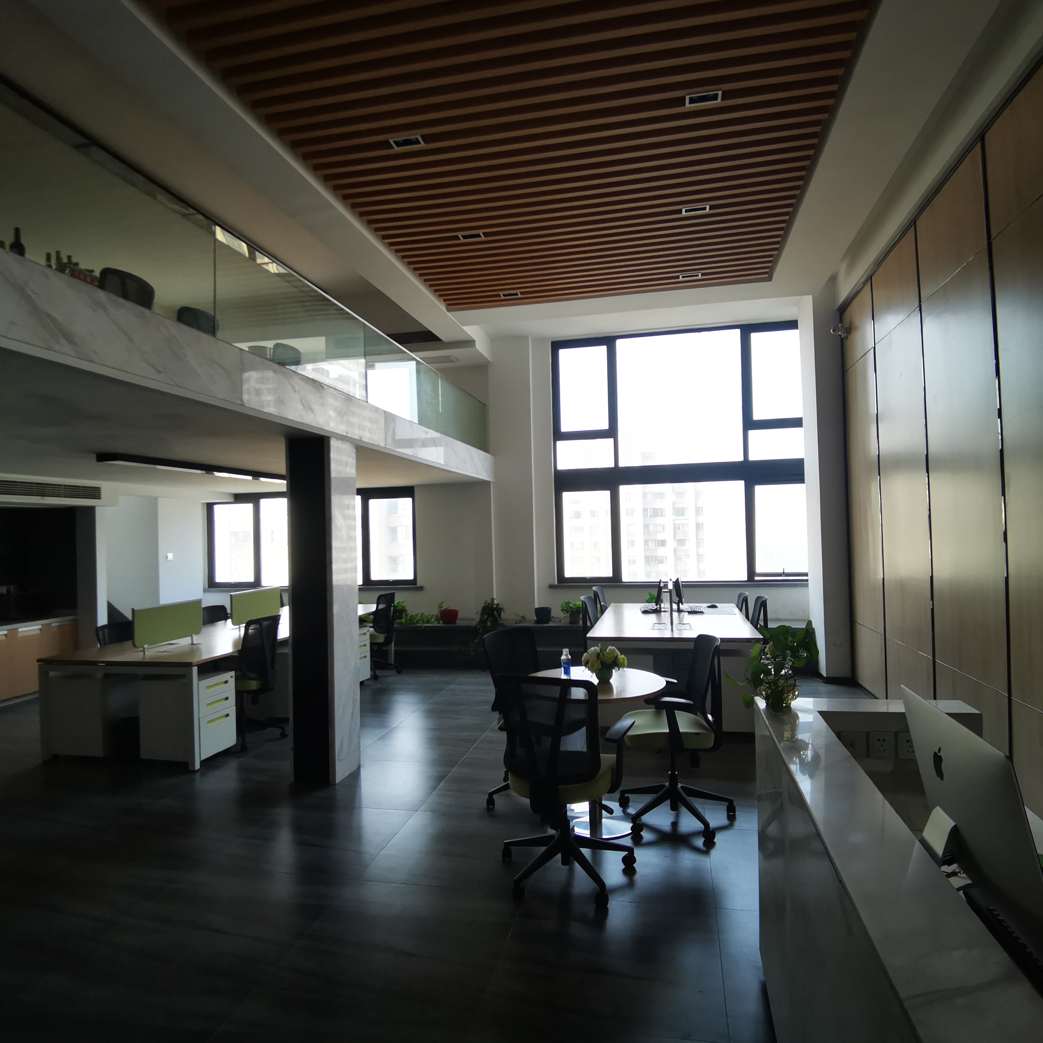 星光耀广场 1室1厅1卫 195m²