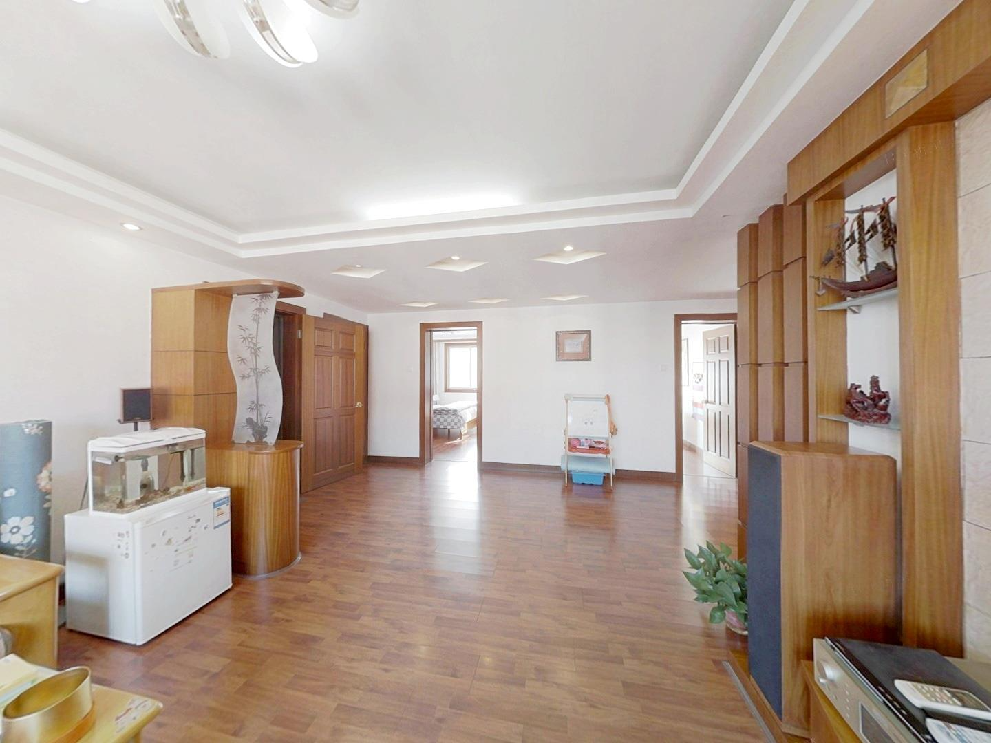 北濠顺遂楼 3室2厅1卫 127.63m&sup2;