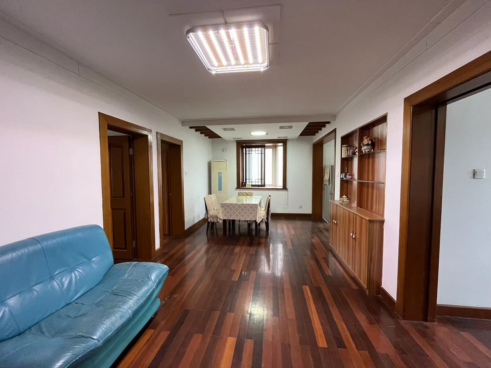 朝晖花园 3室2厅1卫 104.00m&sup2;