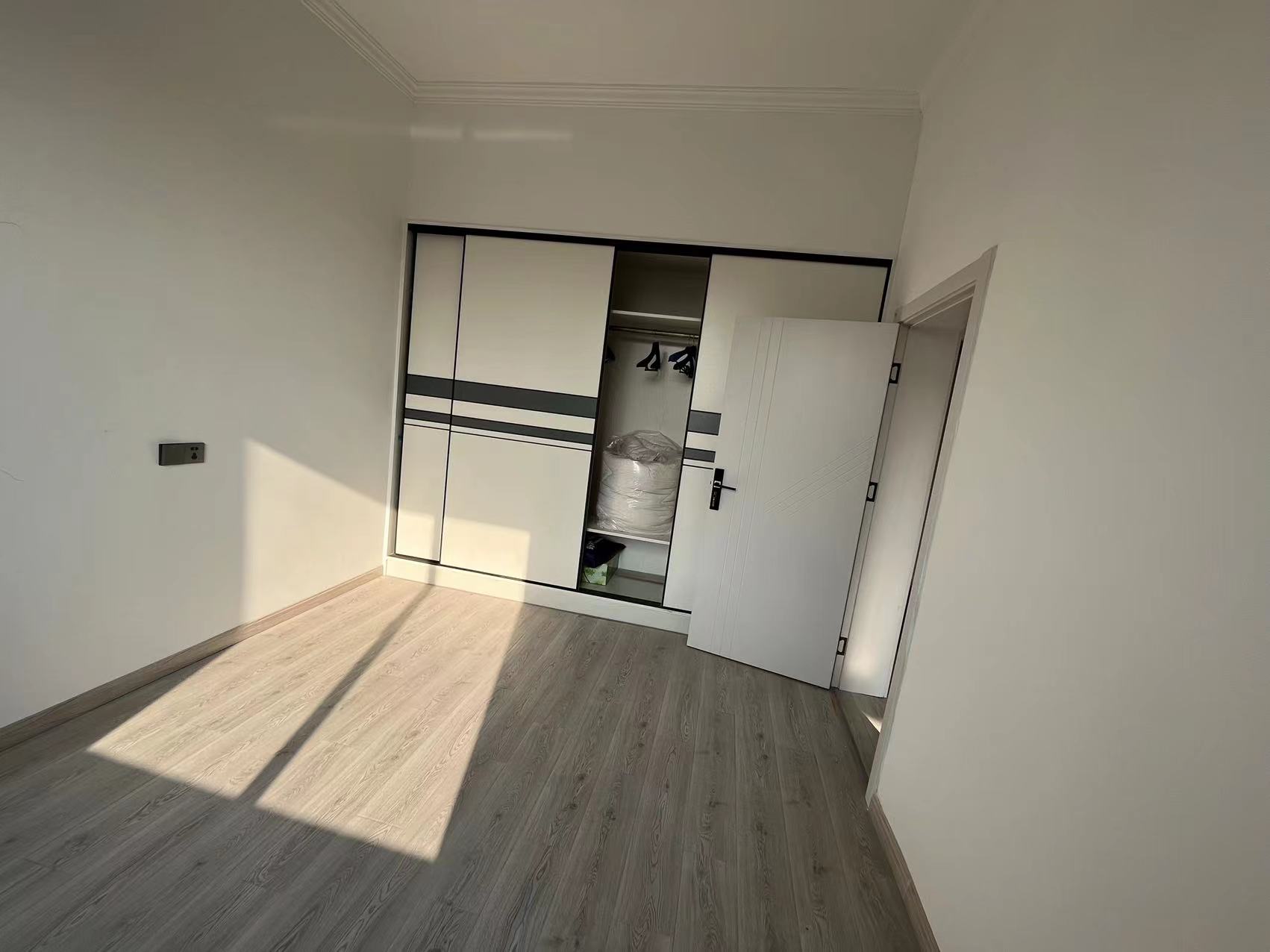 地区机关宿舍 1室1厅1卫 45.67m&sup2;