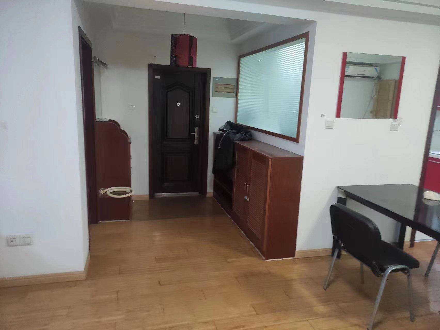 银花苑 3室2厅2卫 108m&sup2;