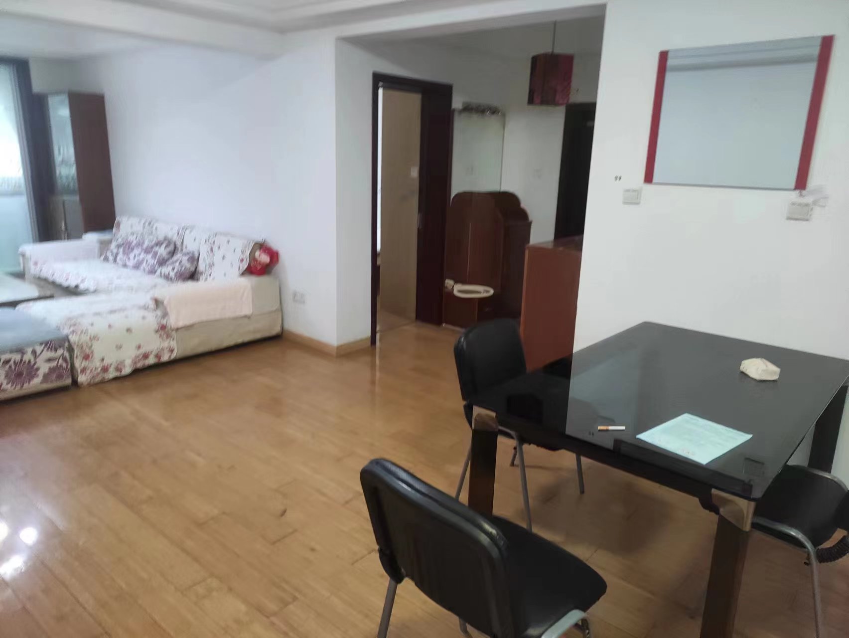 银花苑 3室2厅2卫 108m&sup2;