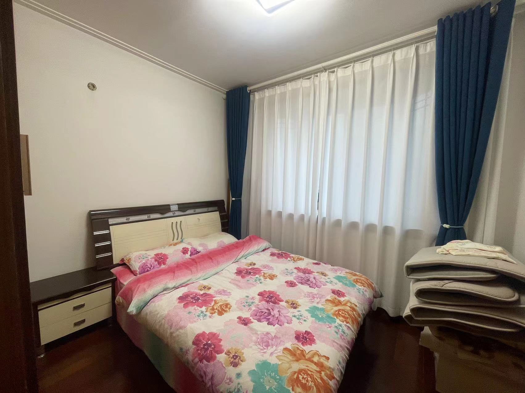 佳乐花苑 3室2厅2卫 146m&sup2;