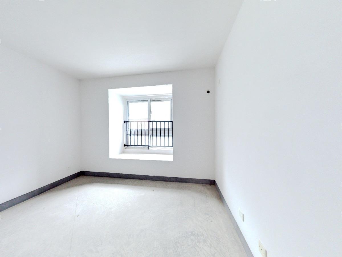 新城香溢紫郡 3室2厅2卫 124m²
