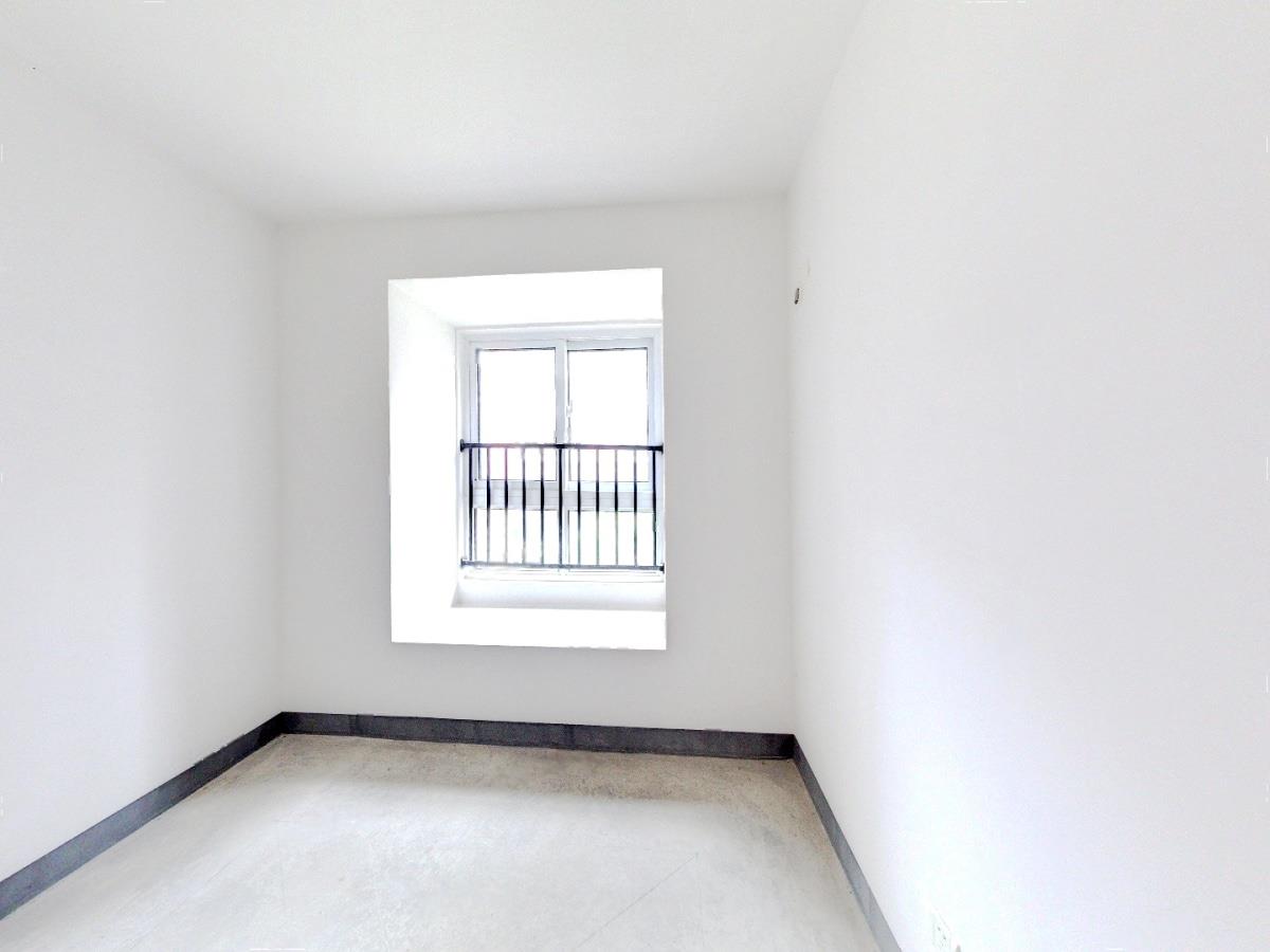 新城香溢紫郡 3室2厅2卫 124m²