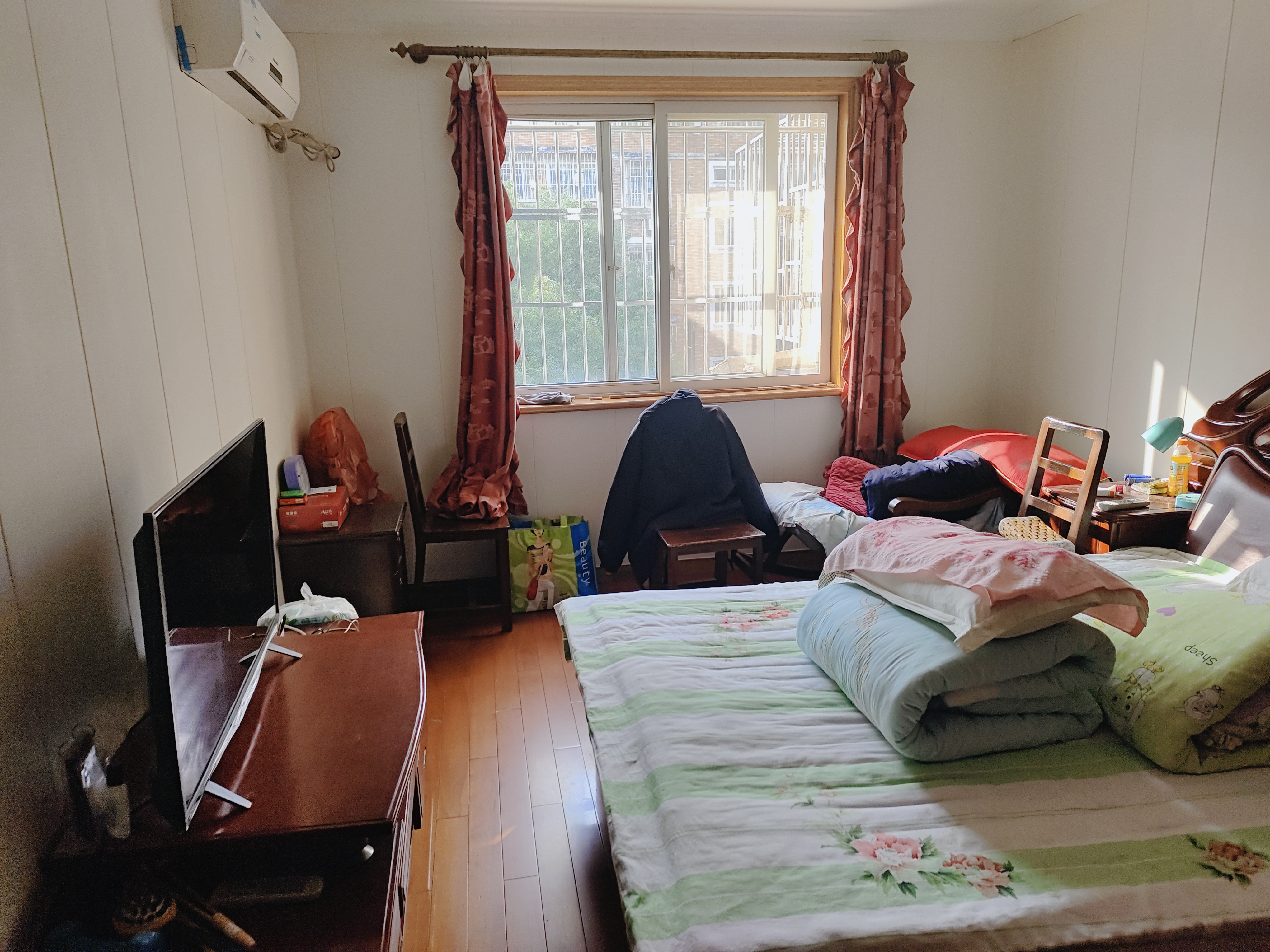 滨江花园 2室1厅1卫 84m&sup2;