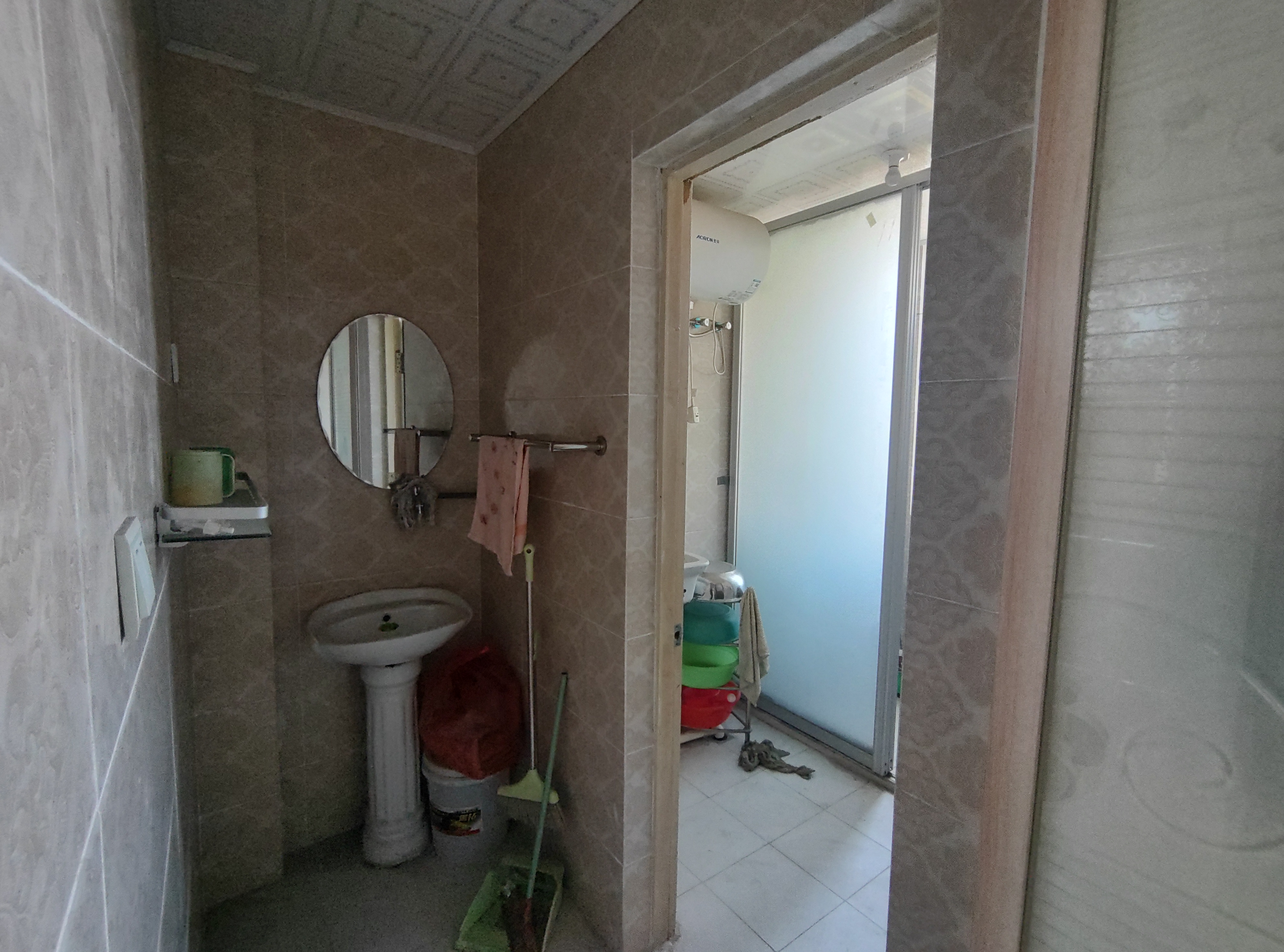 龙湖佳苑 2室1厅1卫 97.3m&sup2;