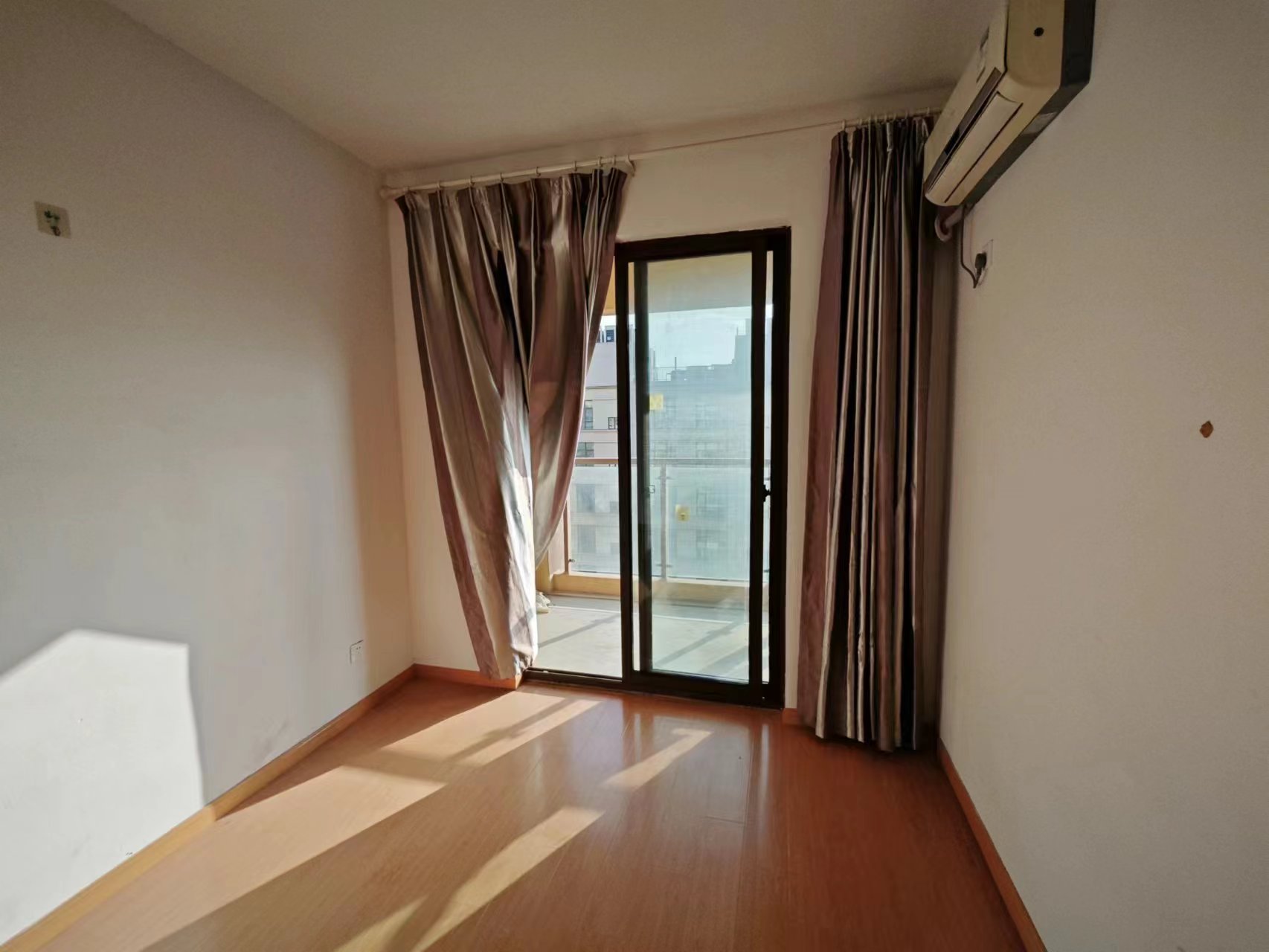 金海苑 3室2厅1卫 113m&sup2;