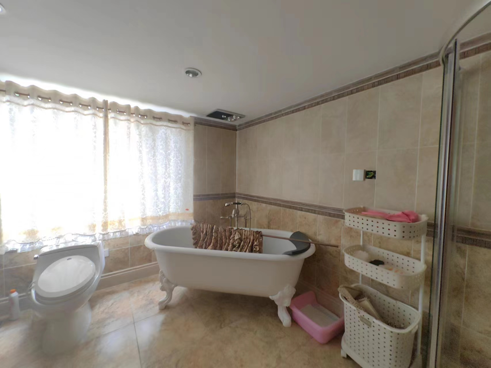 旭日山庄 5室3厅4卫 318m&sup2;