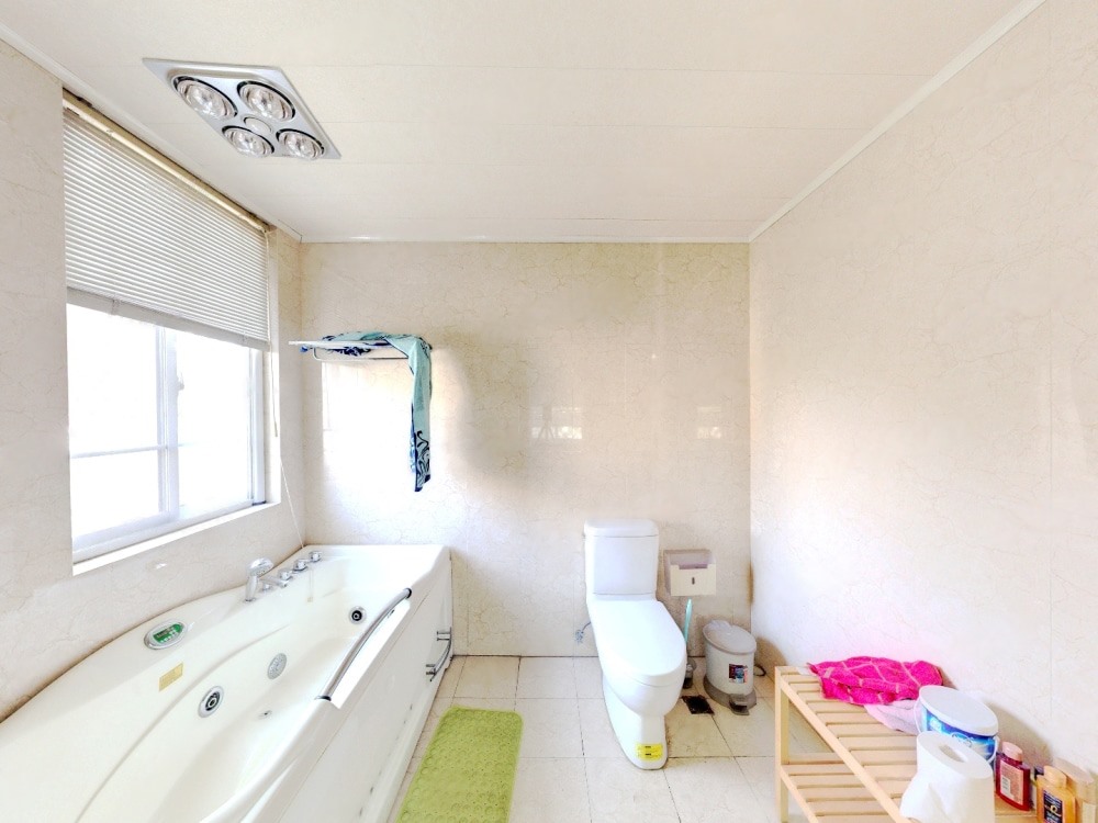 东郊庄园 4室3厅3卫 350m&sup2;