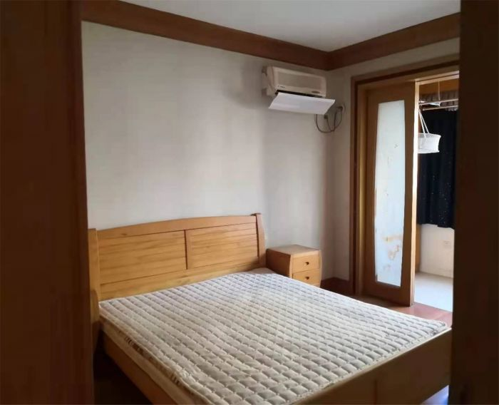 莲花苑 3室2厅1卫 128.00m&sup2;