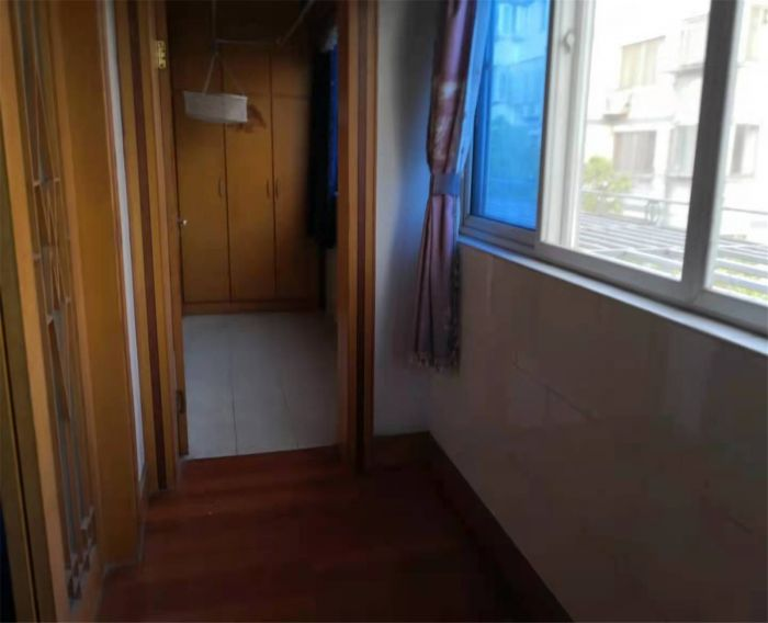 莲花苑 3室2厅1卫 128.00m&sup2;