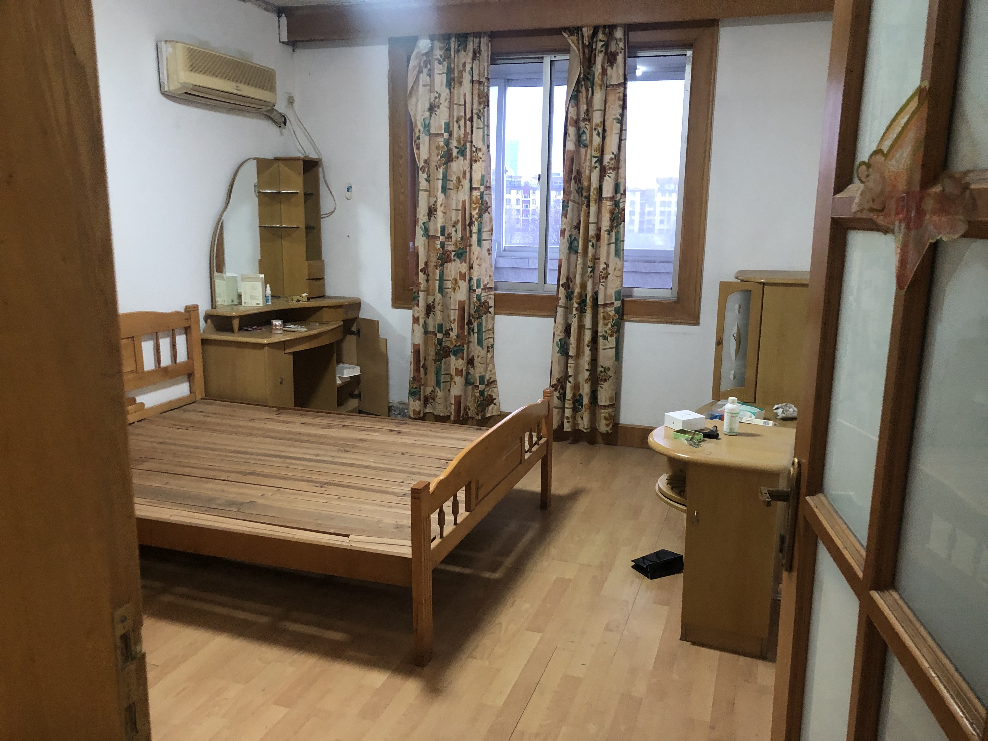 濠东路51号小区 3室1厅1卫 88m&sup2;