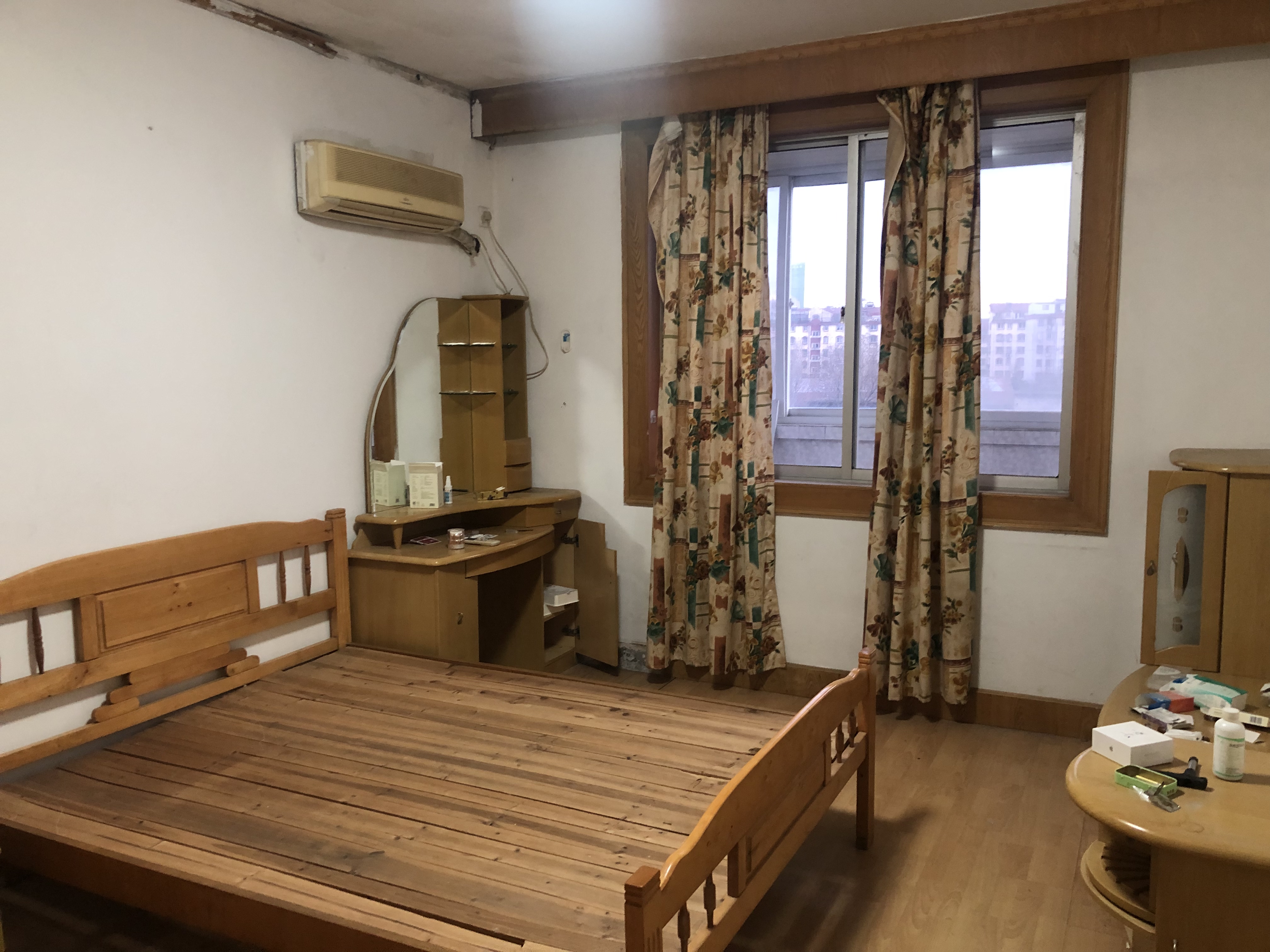 濠东路51号小区 3室1厅1卫 88m&sup2;