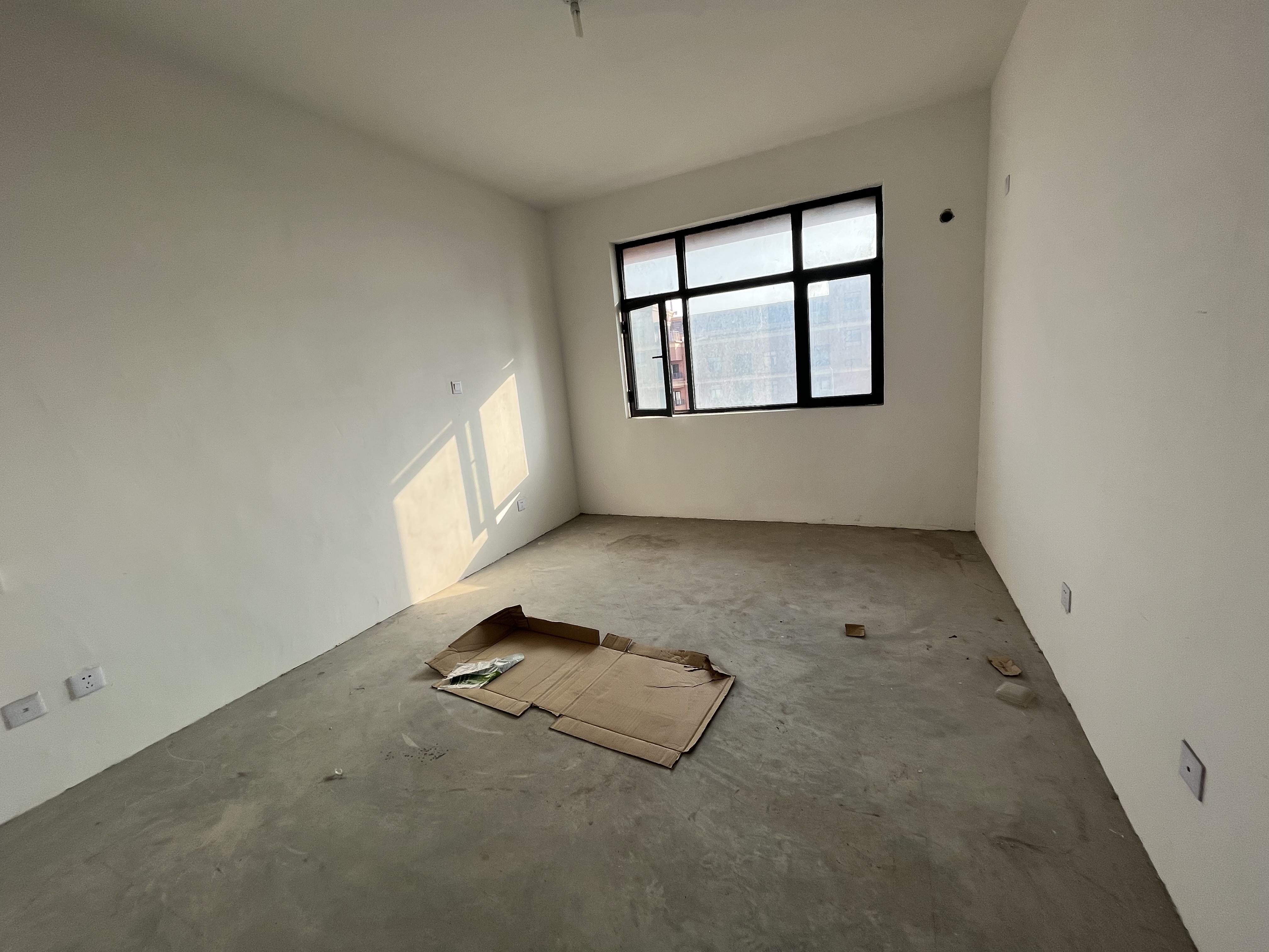 朝霞里花苑 2室2厅1卫 98.84m&sup2;