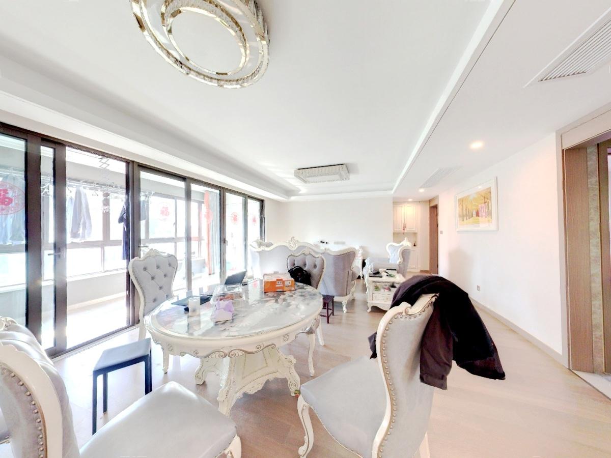静海府 4室2厅2卫 143m&sup2;