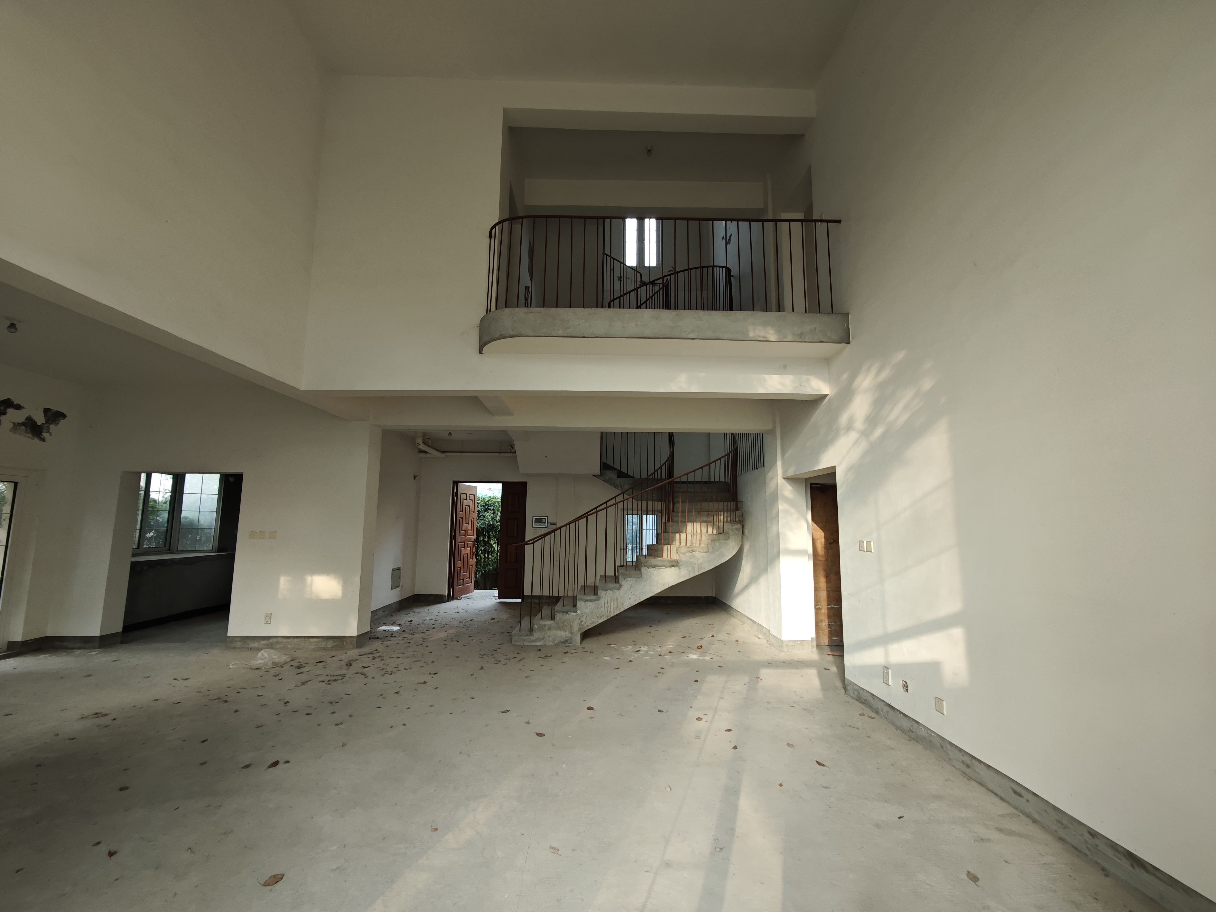 优山美地花园南区 4室2厅3卫 330m&sup2;