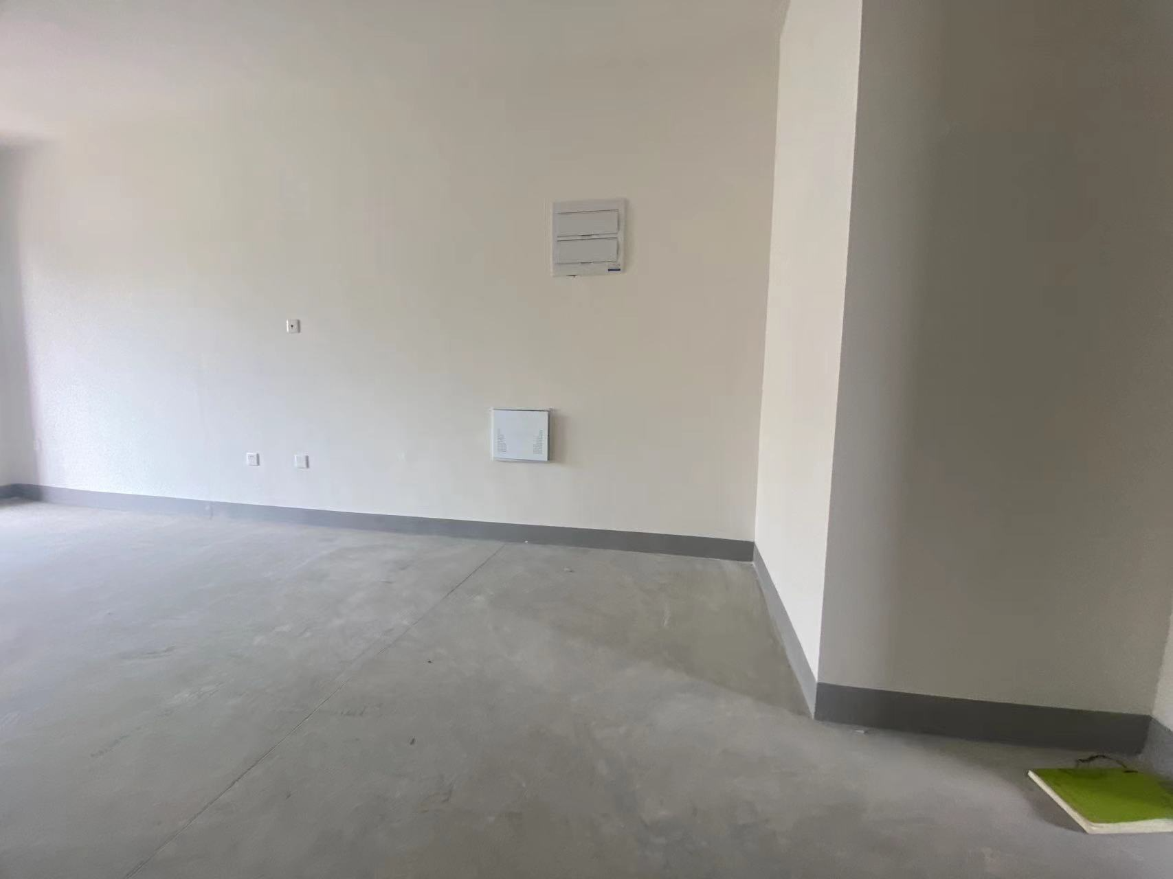 招商新城雍景湾 3室2厅1卫 92m²