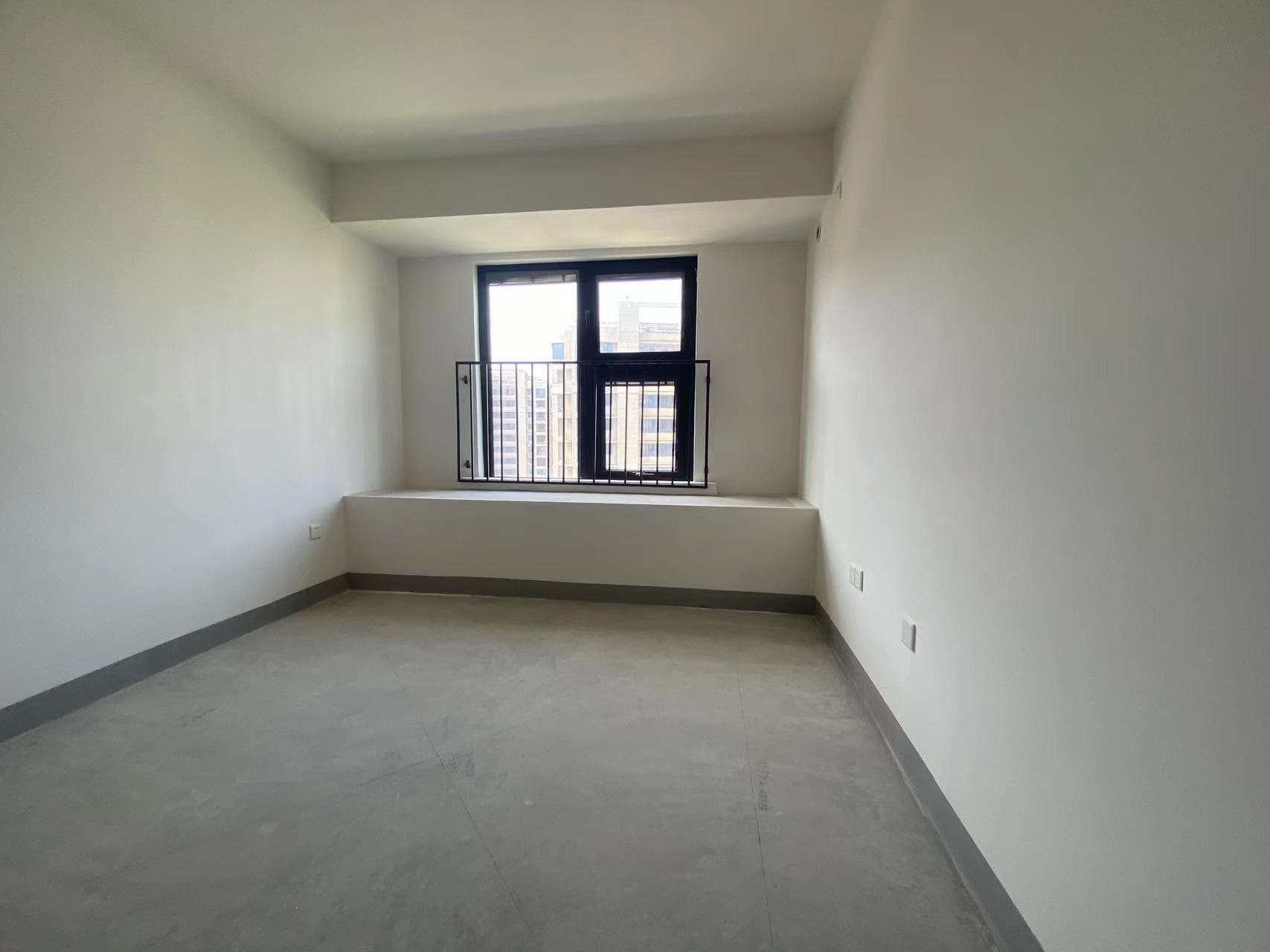 招商新城雍景湾 3室2厅1卫 92m&sup2;