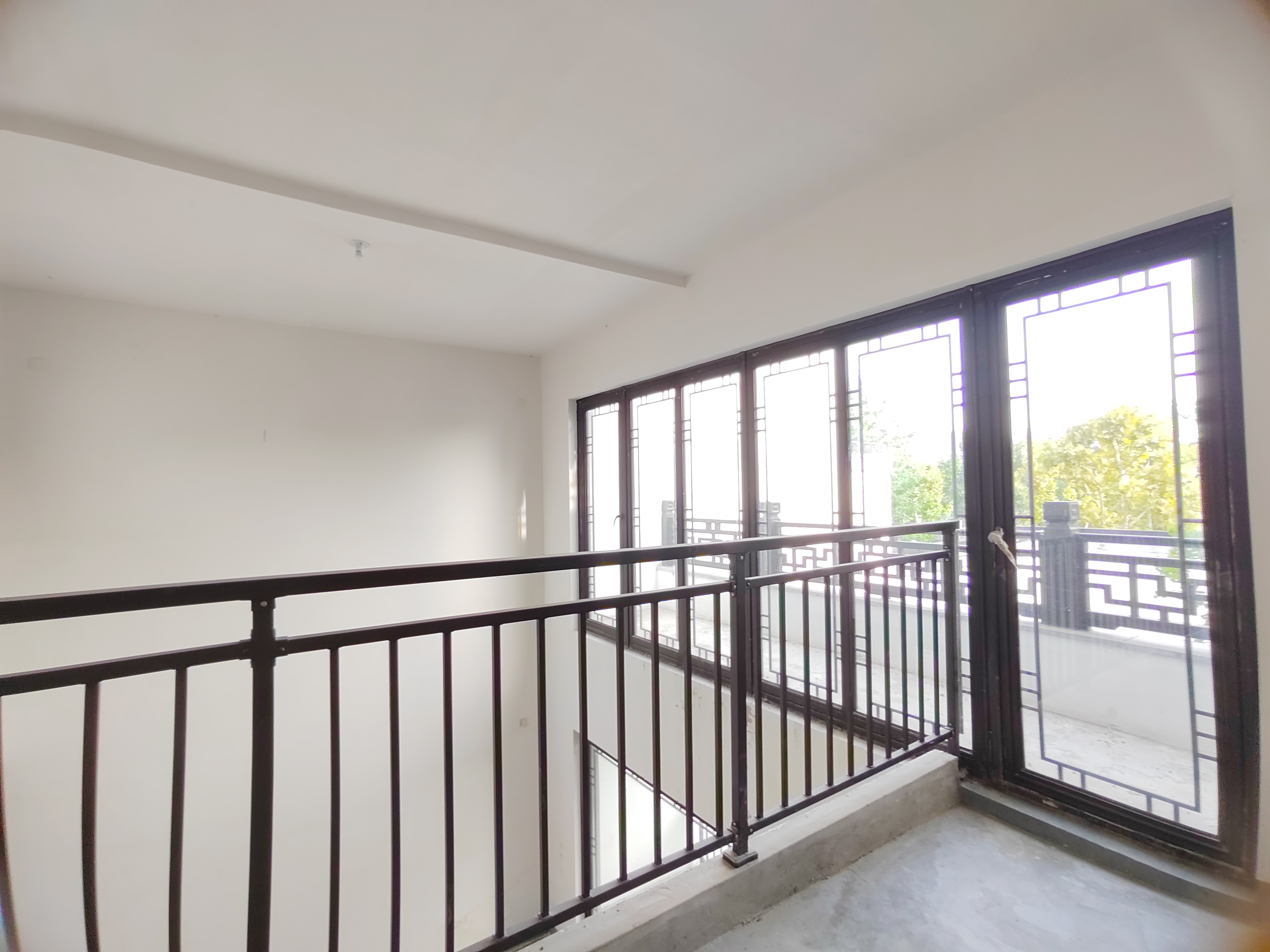 融创盛和九里桃源 5室3厅2卫 300m&sup2;