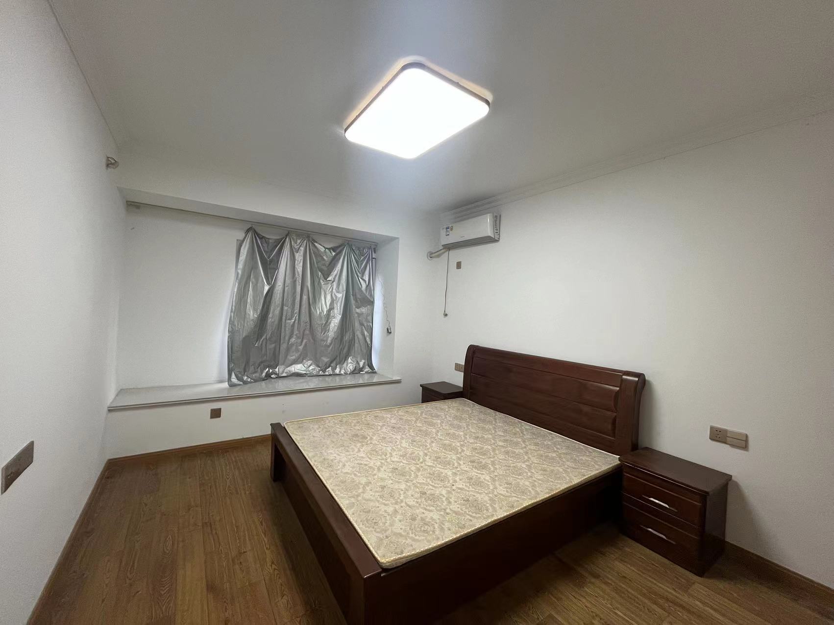 中海碧林湾 3室2厅1卫 96.00m&sup2;