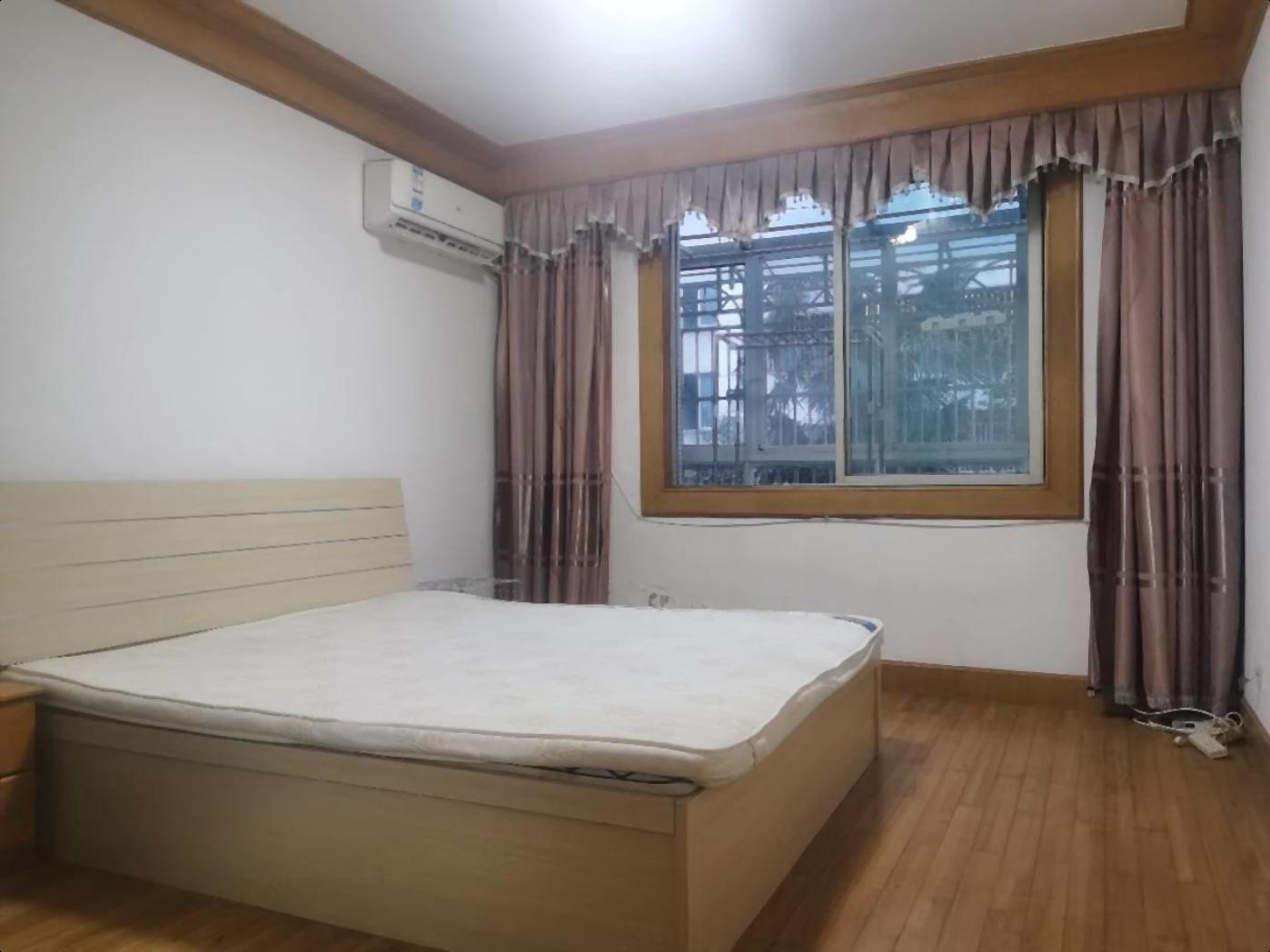 文峰花苑 2室1厅1卫 80m&sup2;