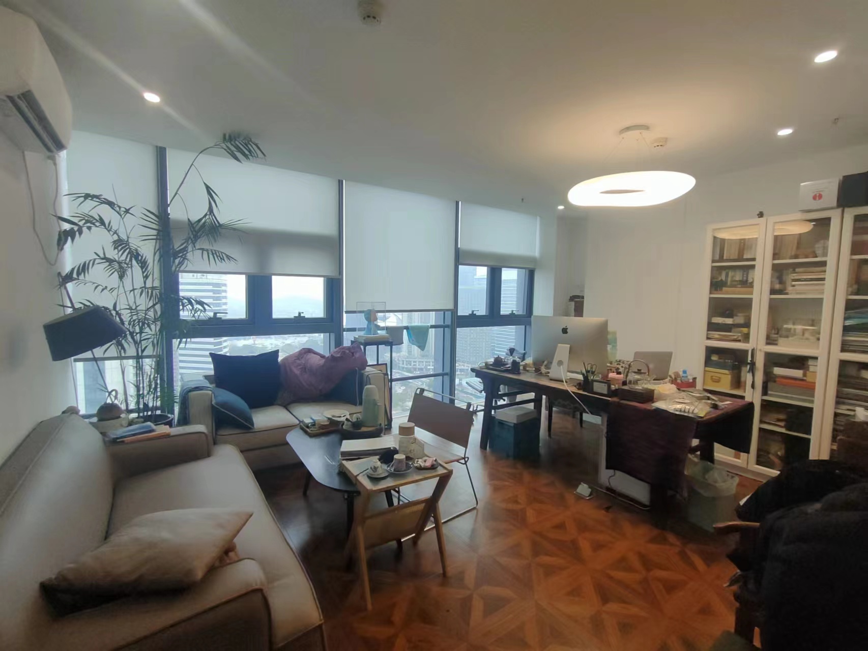凤凰文化广场 2室2厅1卫 145.14m&sup2;