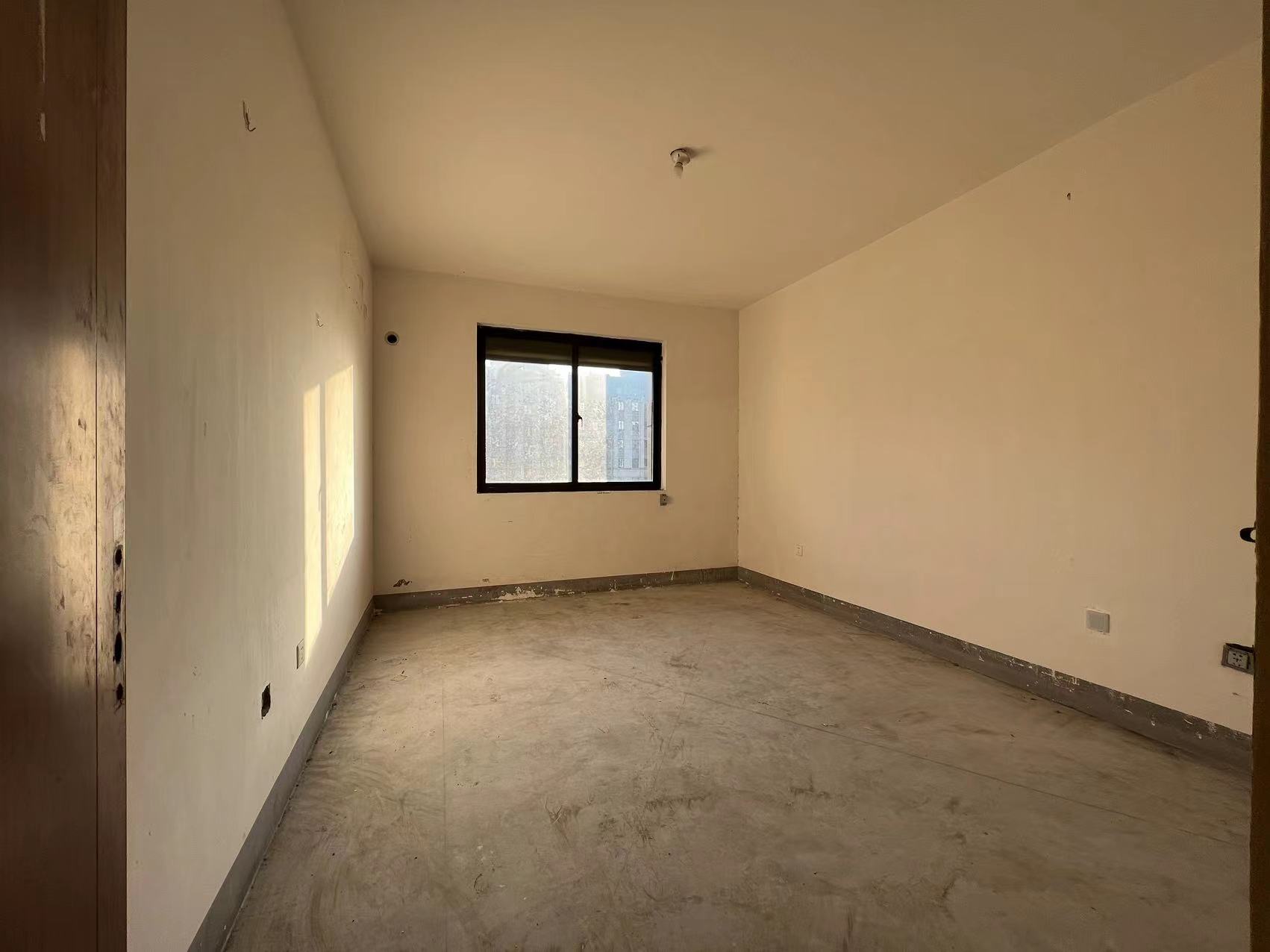 紫东南苑北区 3室1厅1卫 130.00m&sup2;