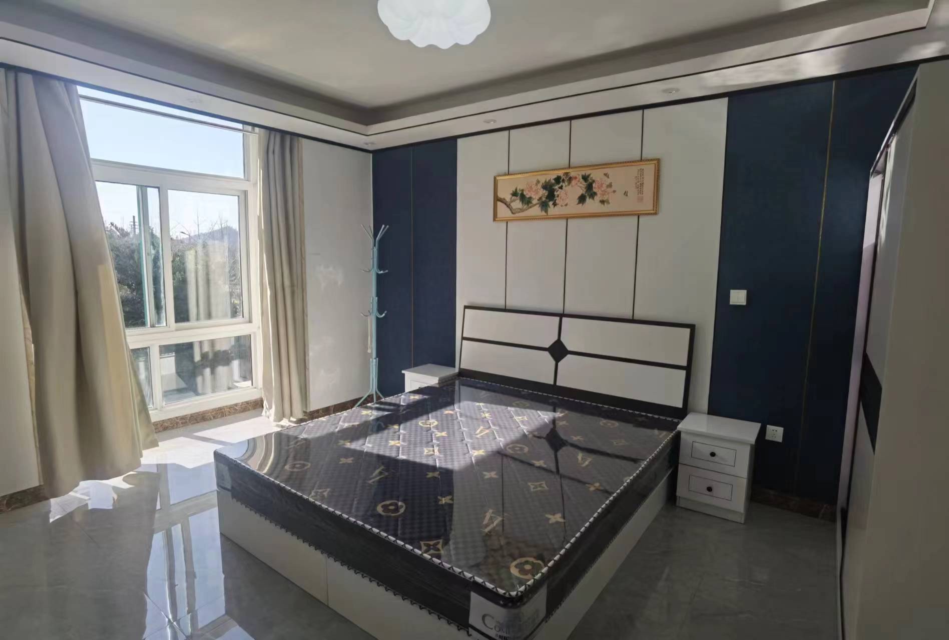 源兴花苑南区 3室1厅1卫 103.00m&sup2;