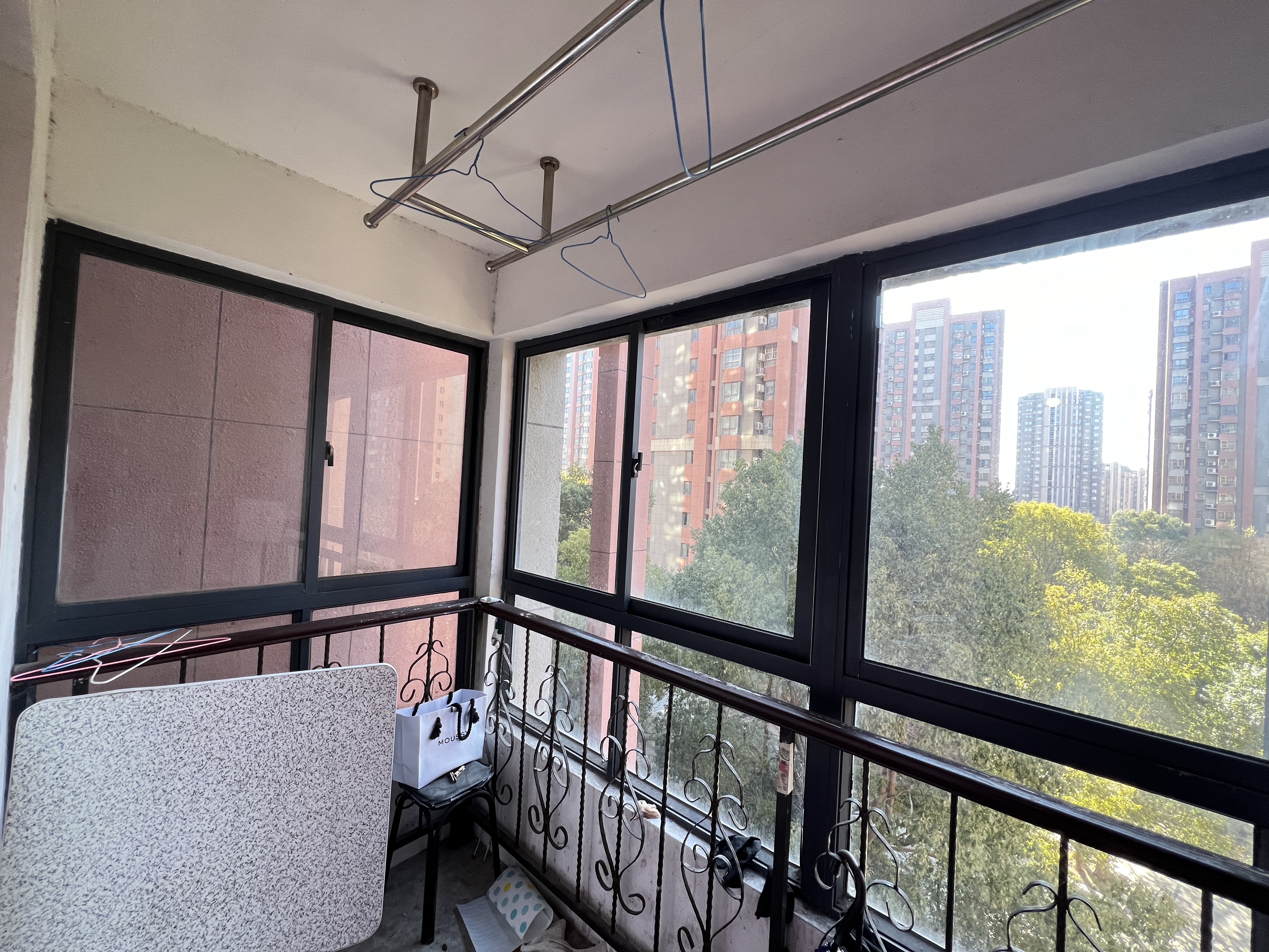 炜赋花苑 2室1厅1卫 91m&sup2;