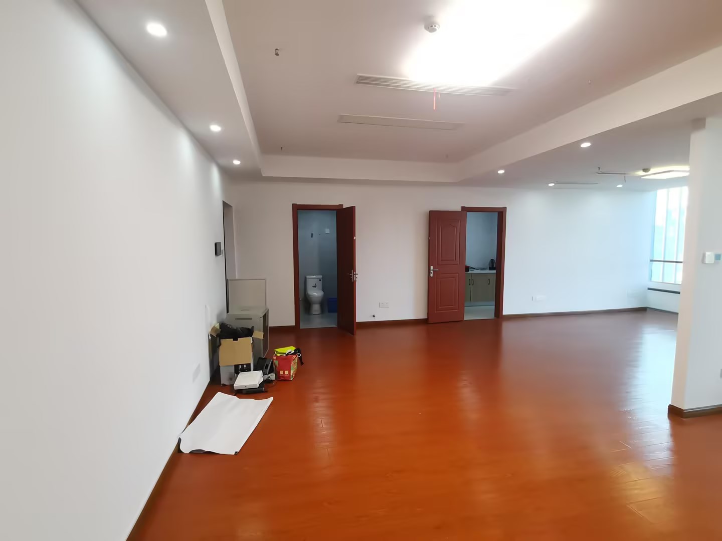 凤凰文化广场 2室1厅1卫 120.00m&sup2;