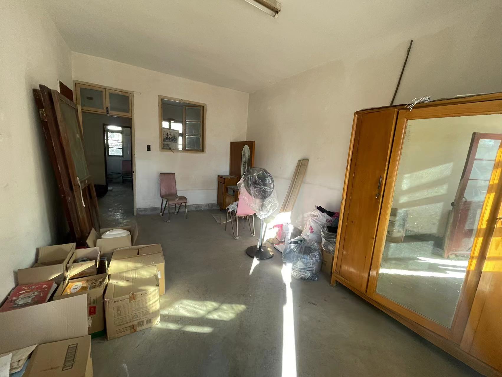南山新村 3室2厅1卫 101m&sup2;