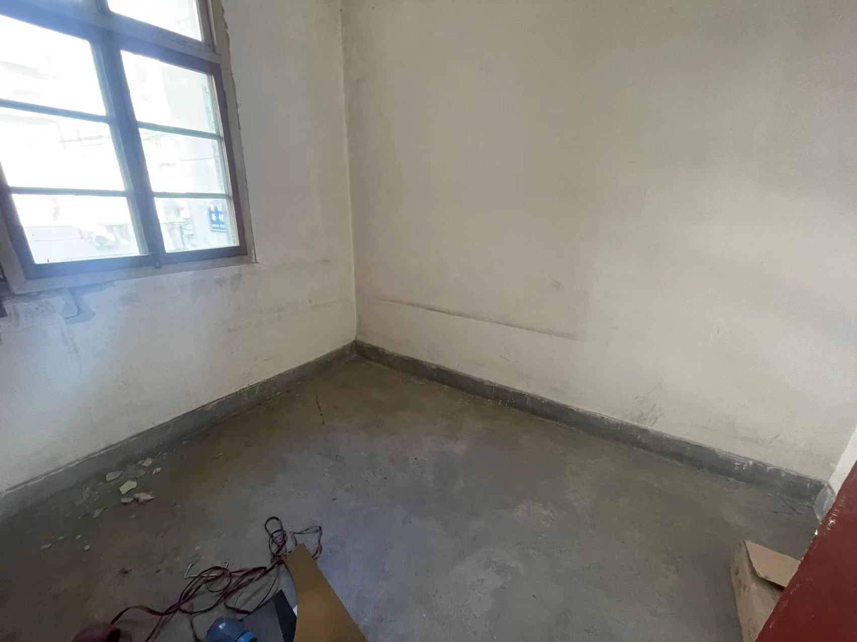 南山新村 3室2厅1卫 101m&sup2;
