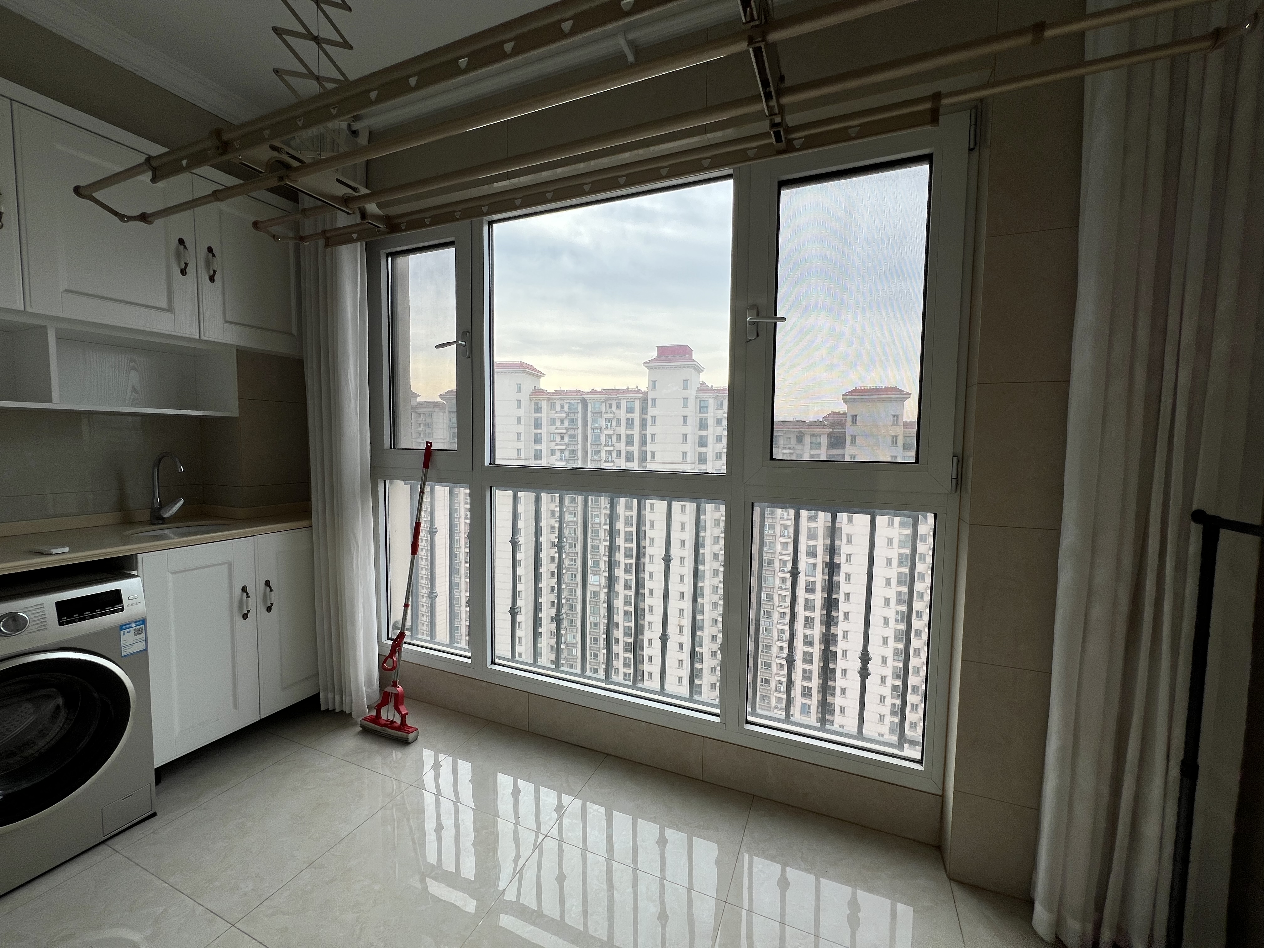 中南世纪花城三期 4室2厅2卫 140m&sup2;