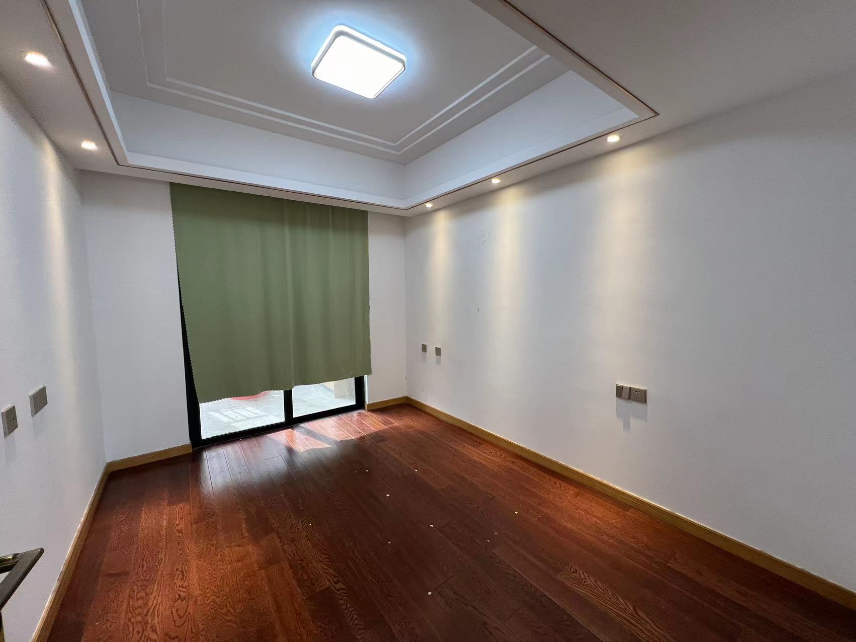 中南世纪花城三期 4室2厅2卫 139m&sup2;