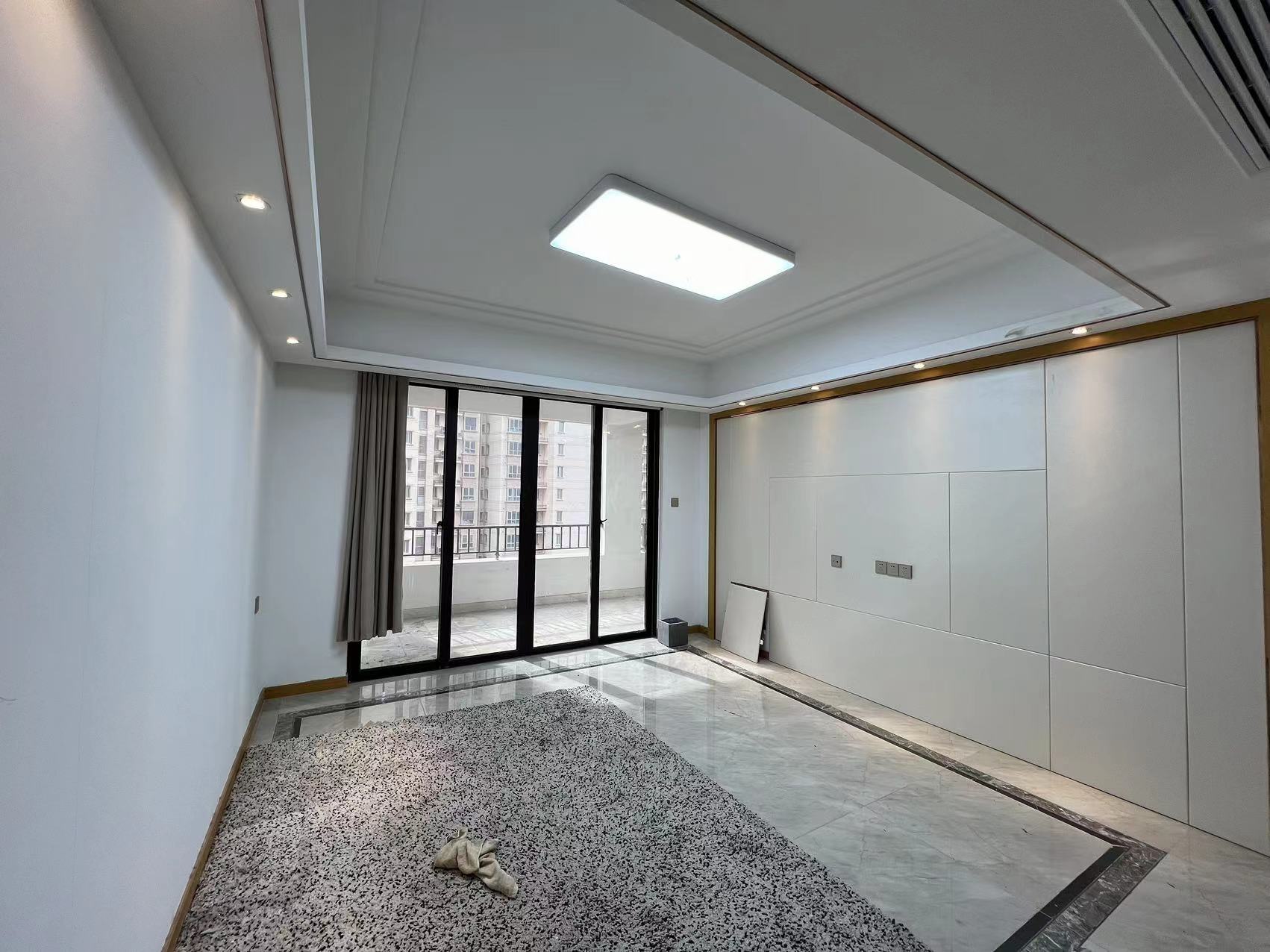 中南世纪花城三期 4室2厅2卫 139m&sup2;