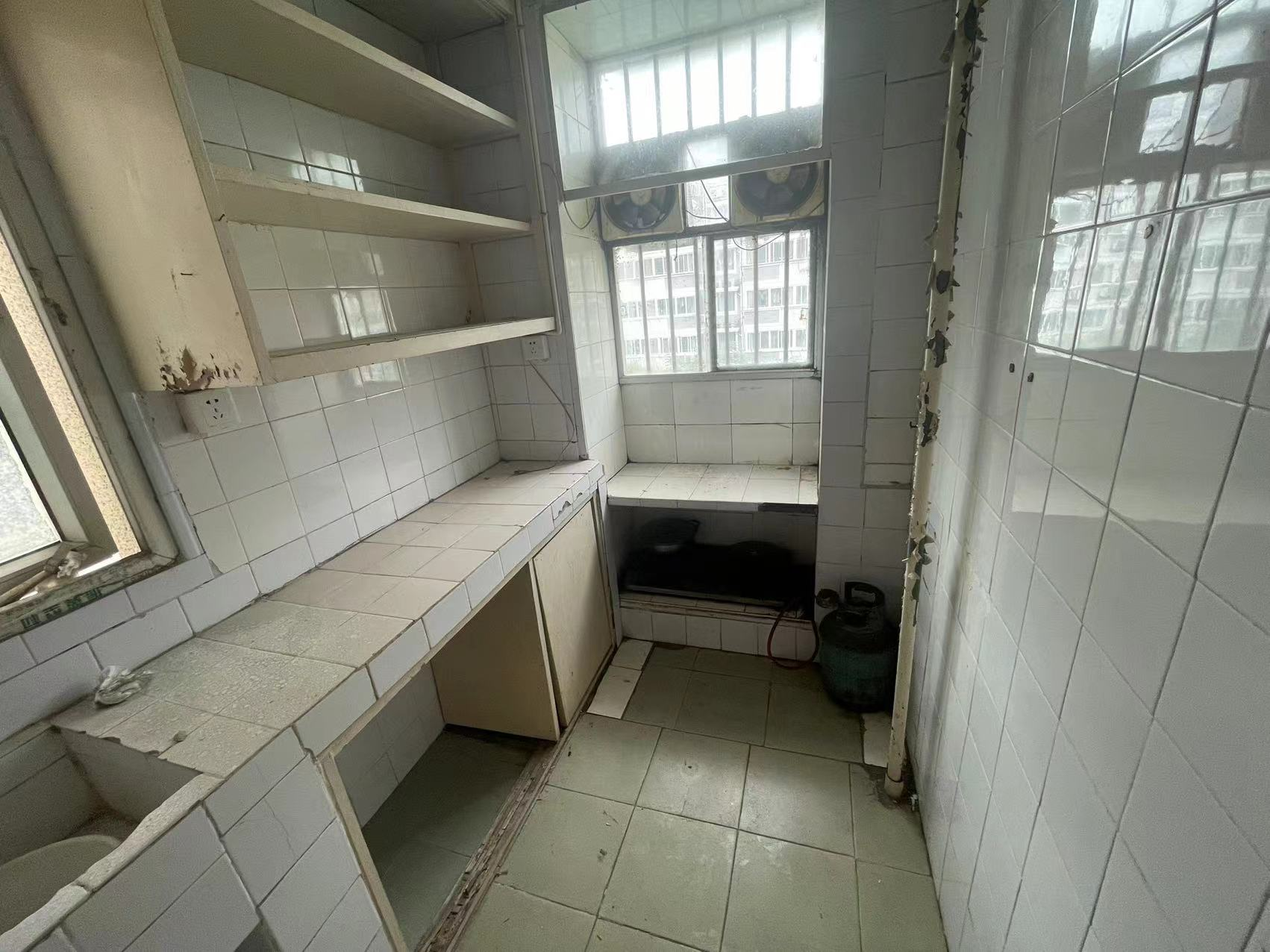 陈家小园东区 1室1厅1卫 47m&sup2;
