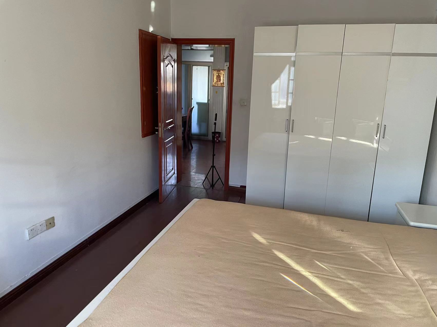 南山新村 2室2厅1卫 64.00m&sup2;