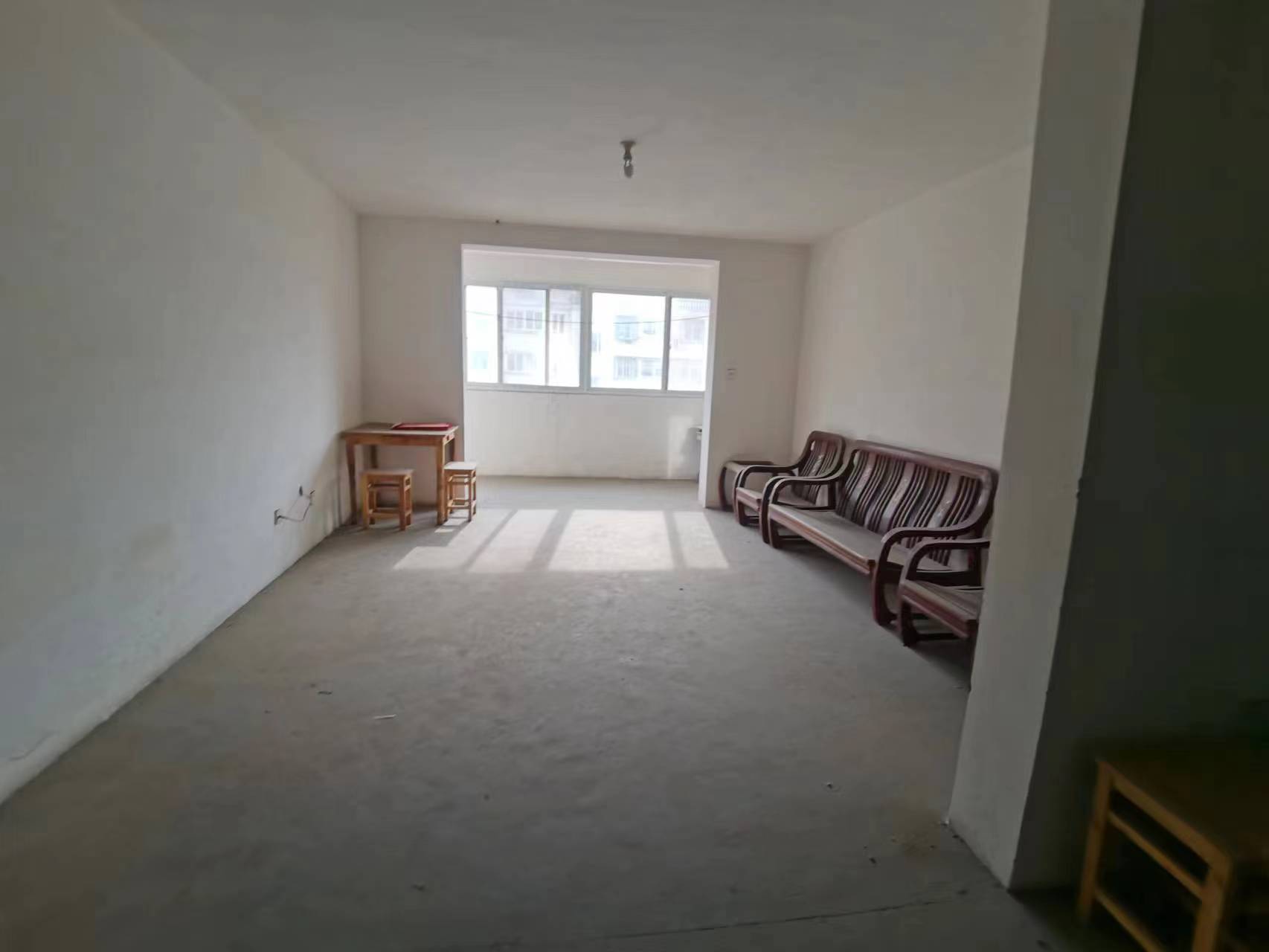 永兴佳园二期 3室2厅1卫 110m&sup2;