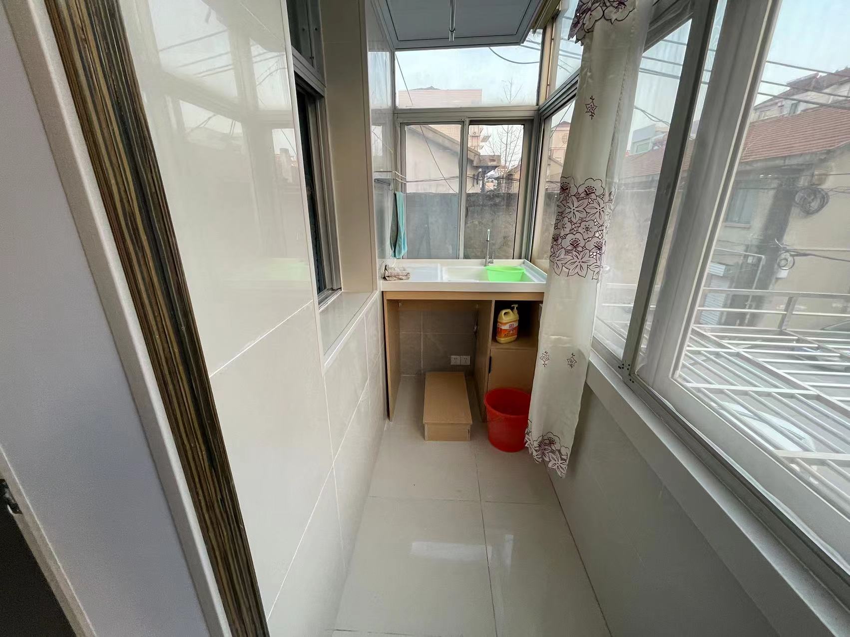 市委新村 3室1厅1卫 78m&sup2;